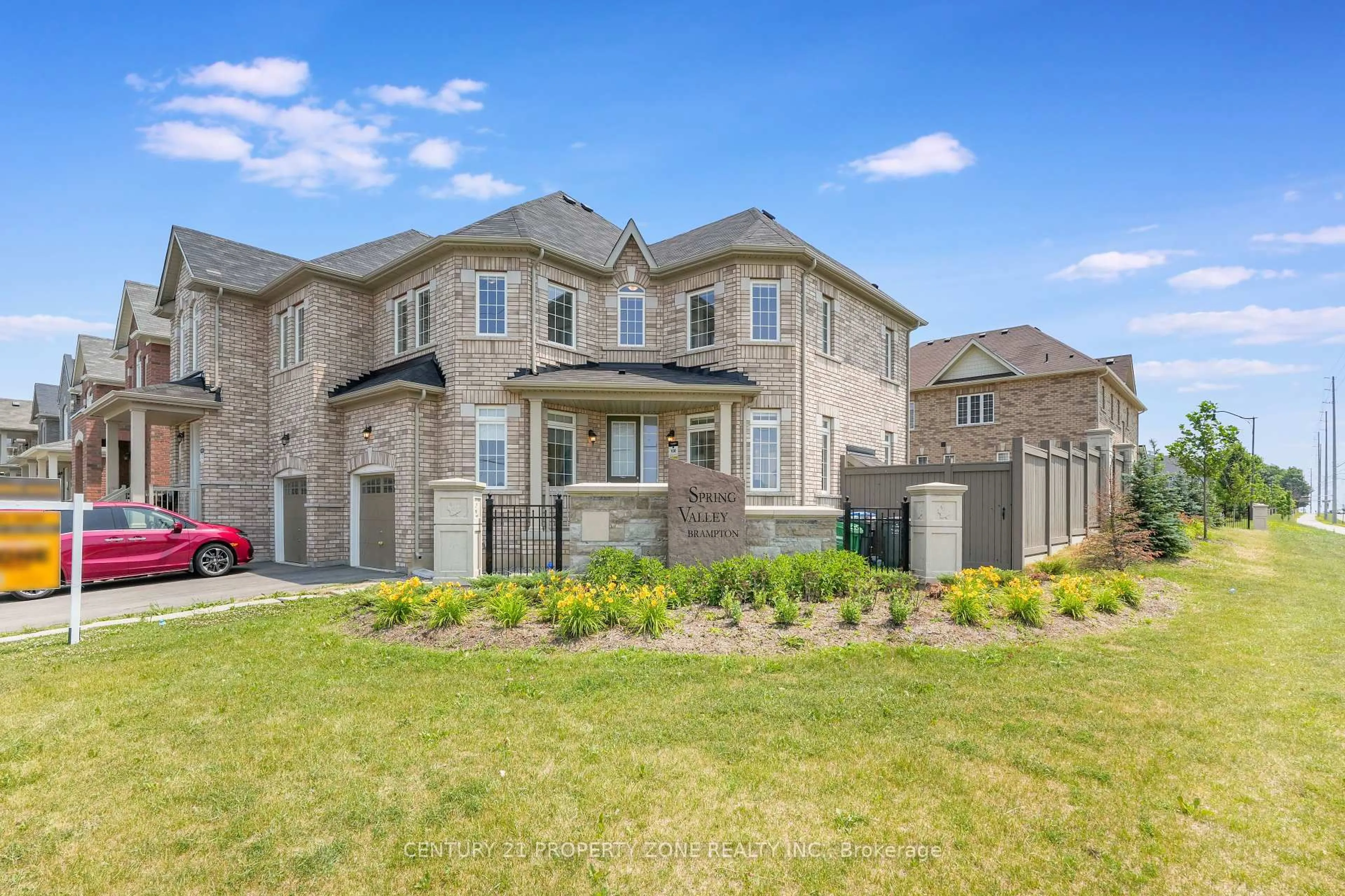 Home with brick exterior material, unknown for 444 Royal West Dr, Brampton Ontario L6X 5K1