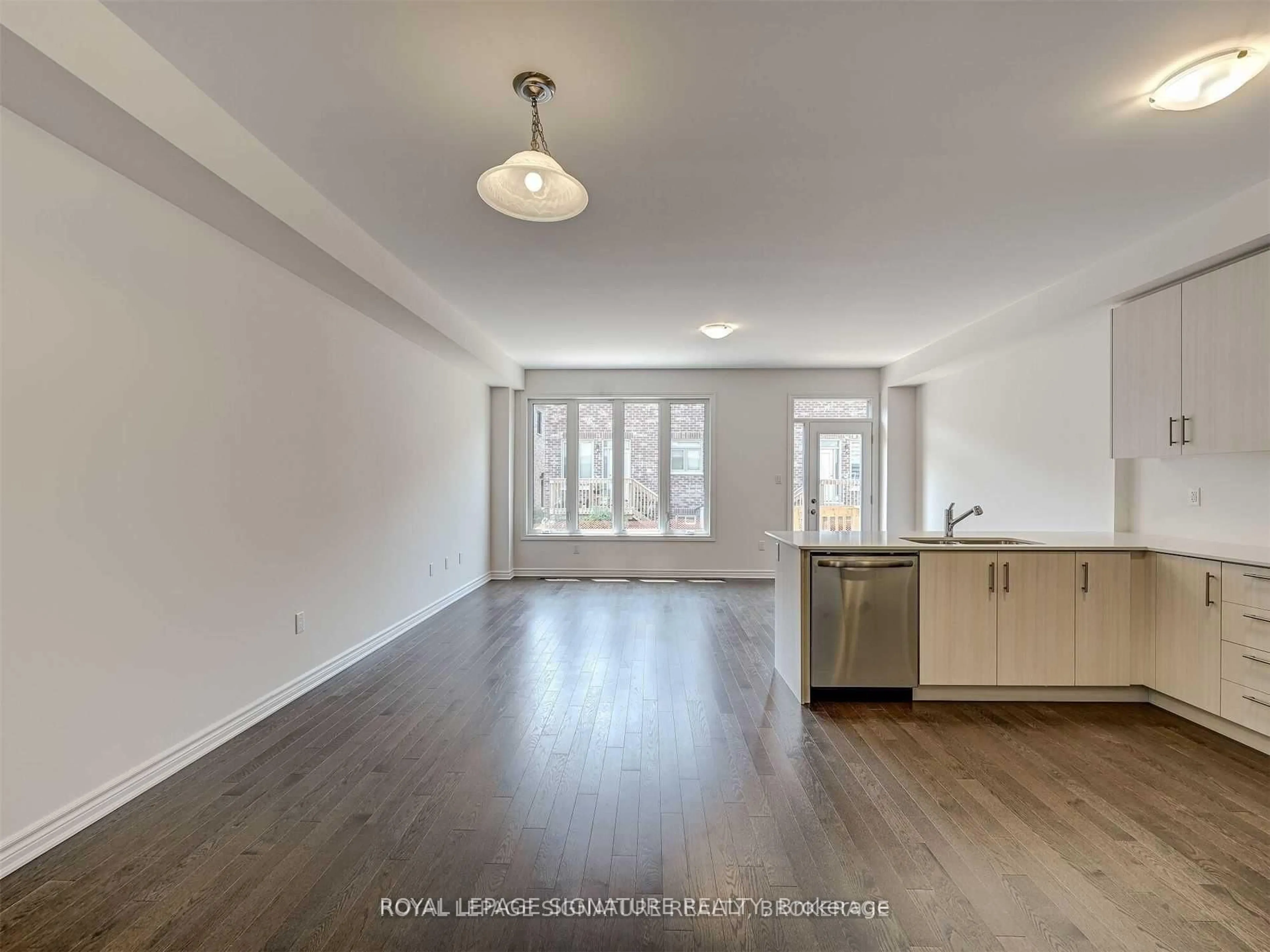 Open concept kitchen, unknown for 1183 Restivo Lane, Milton Ontario L9T 2X5