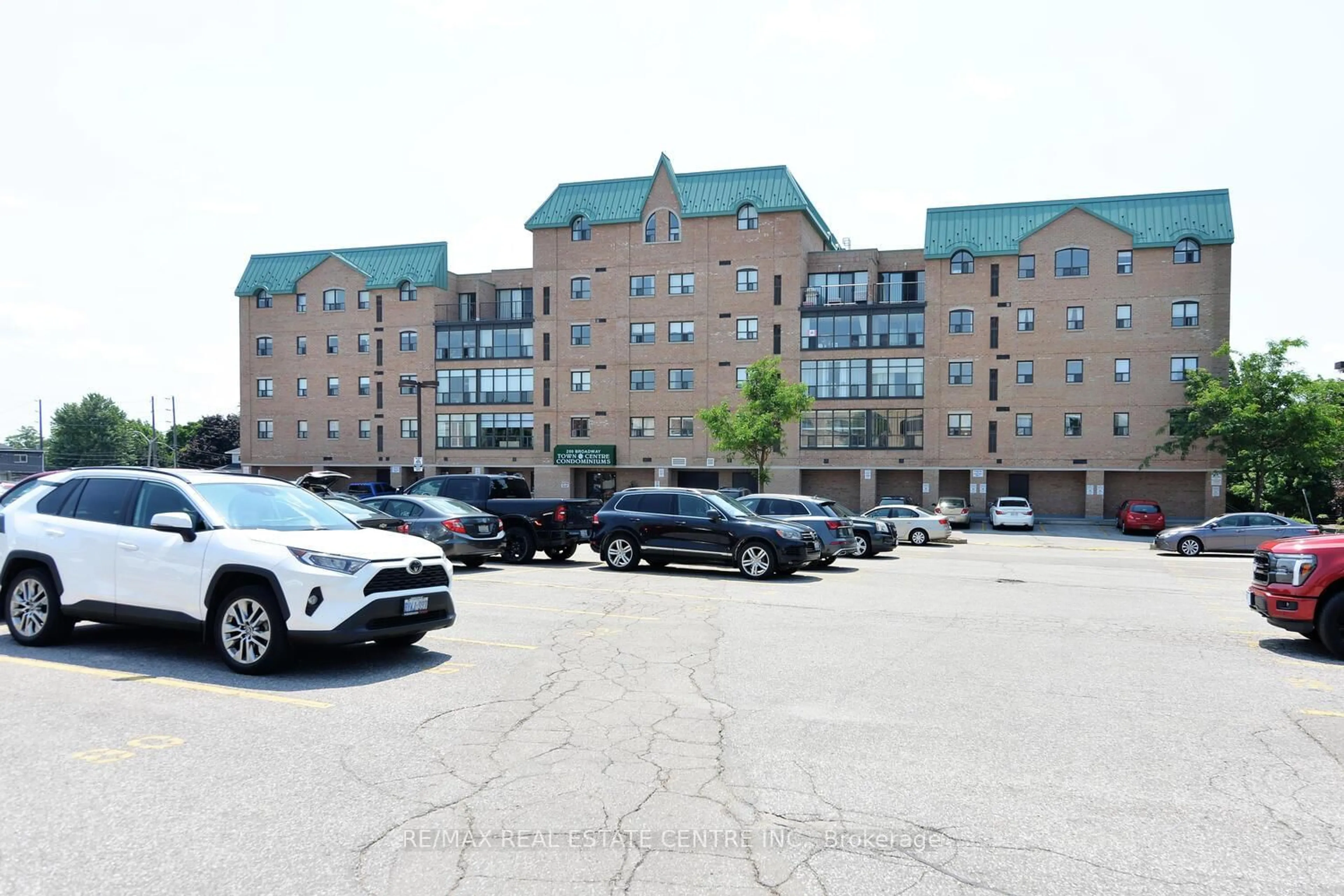 Unknown for 200 Broadway #406, Orangeville Ontario L9W 5G3