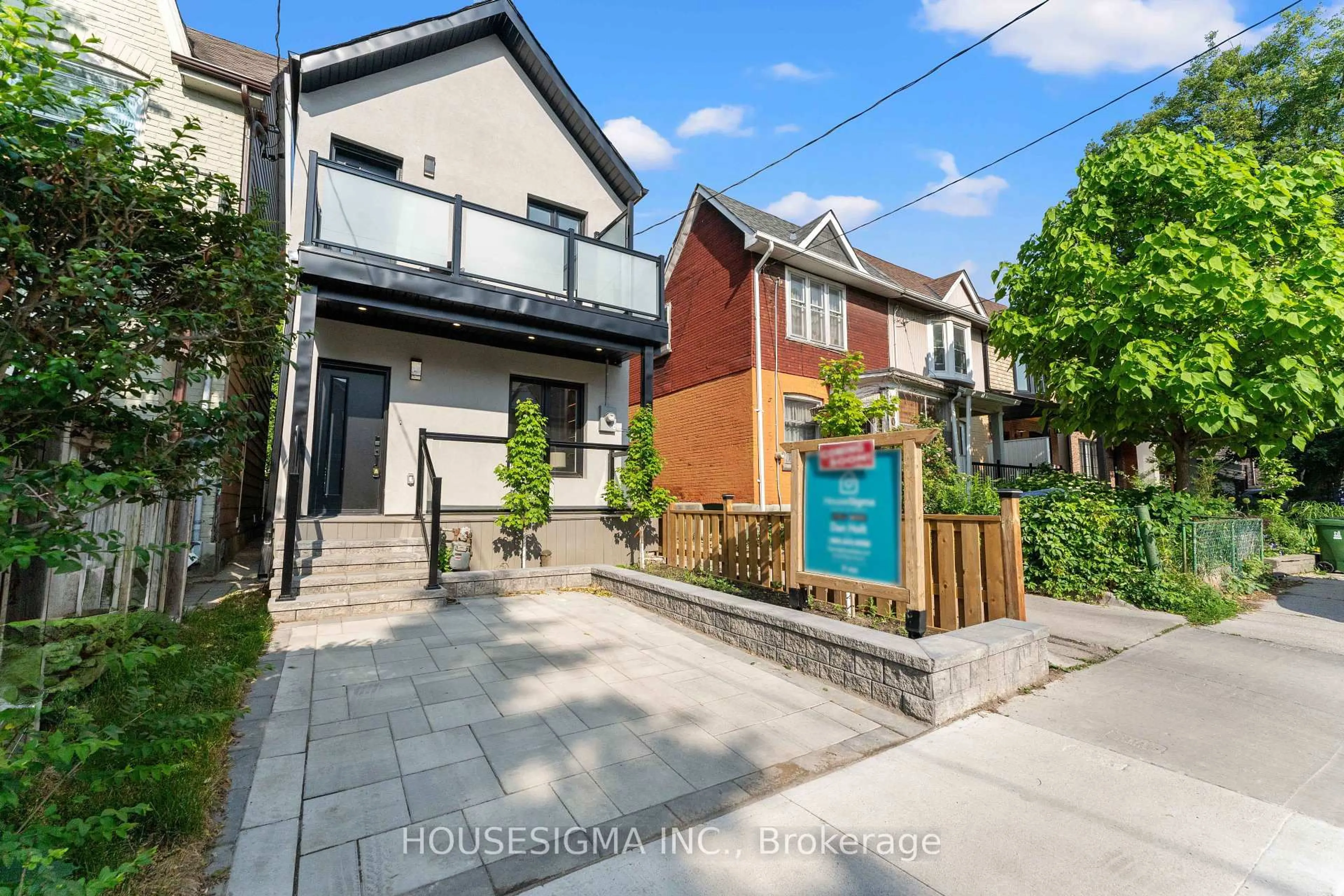 Home with brick exterior material, street for 204 Franklin Ave, Toronto Ontario M6P 3Z3