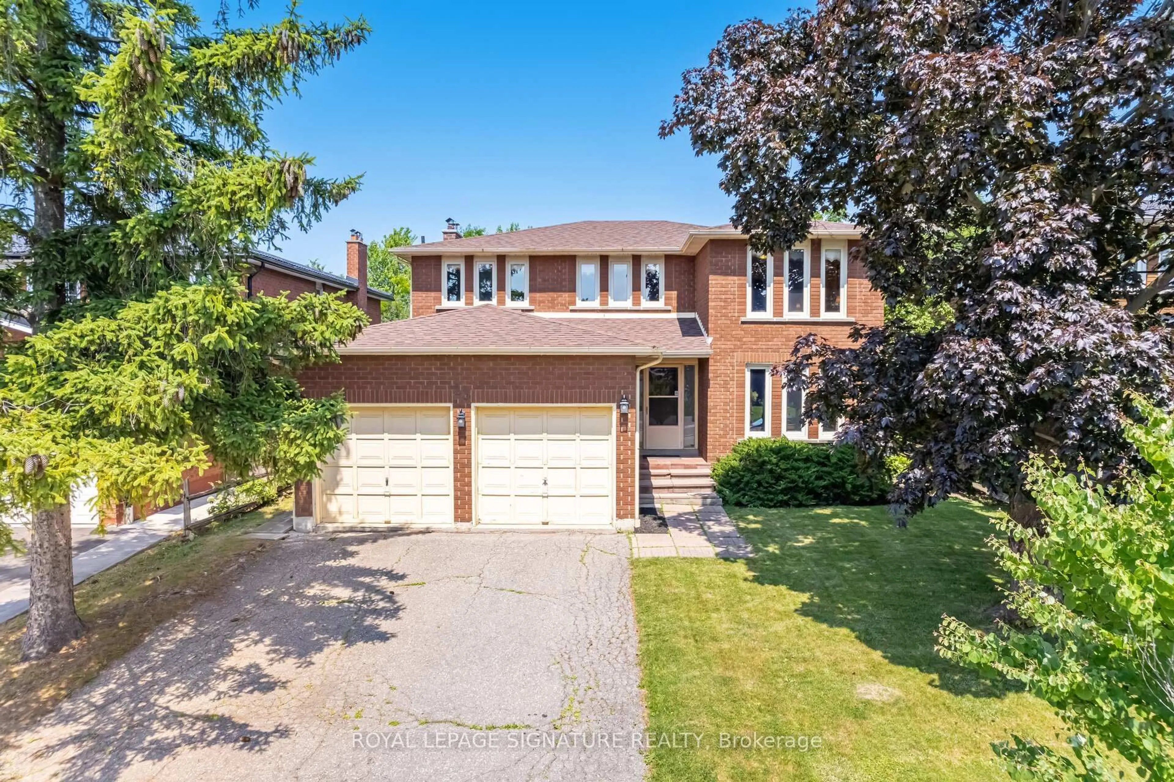 Home with brick exterior material, street for 23 Mossbank Dr, Brampton Ontario L6W 3Z4