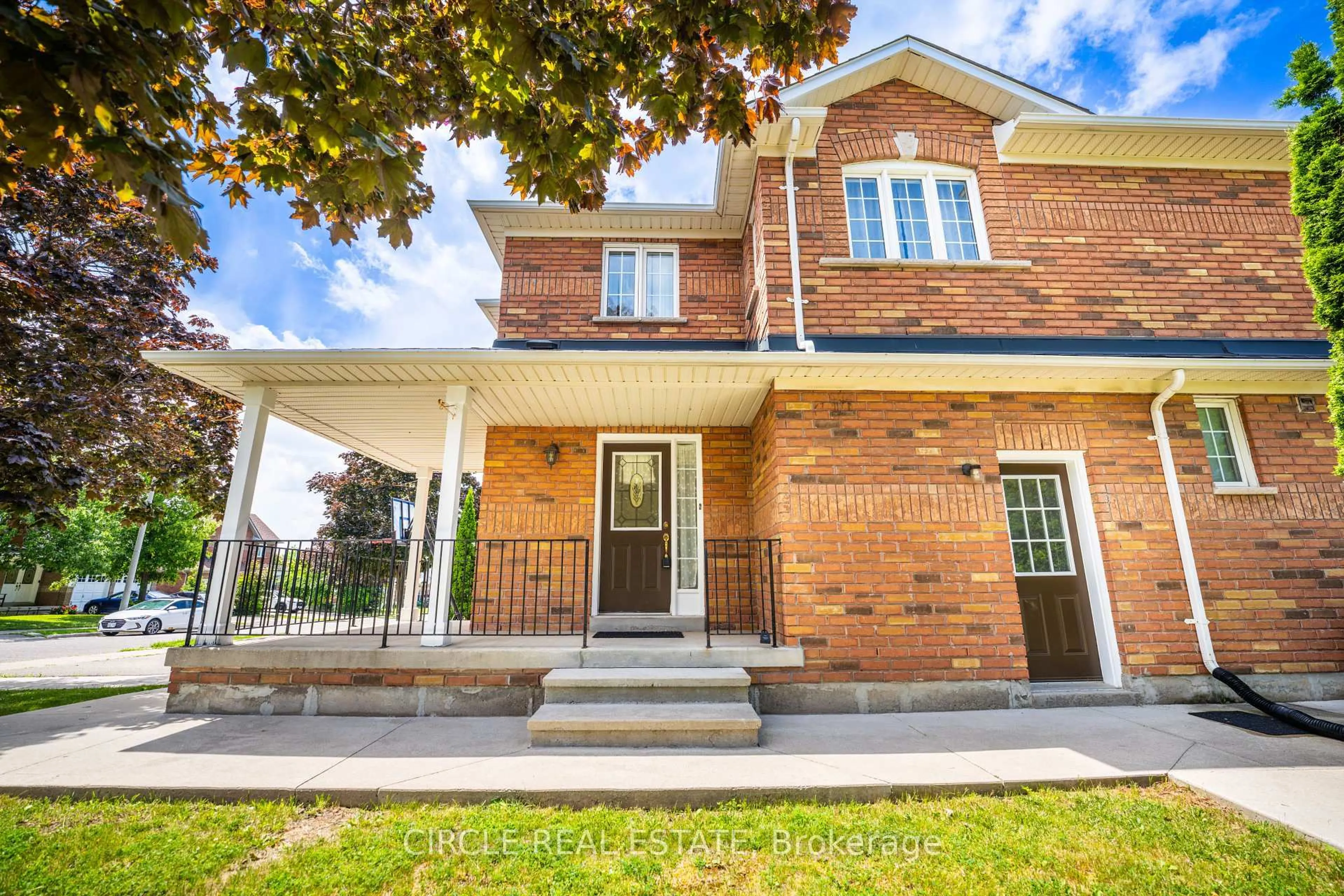 Home with brick exterior material, street for 10 Gold Park Pl, Brampton Ontario L7A 2E3
