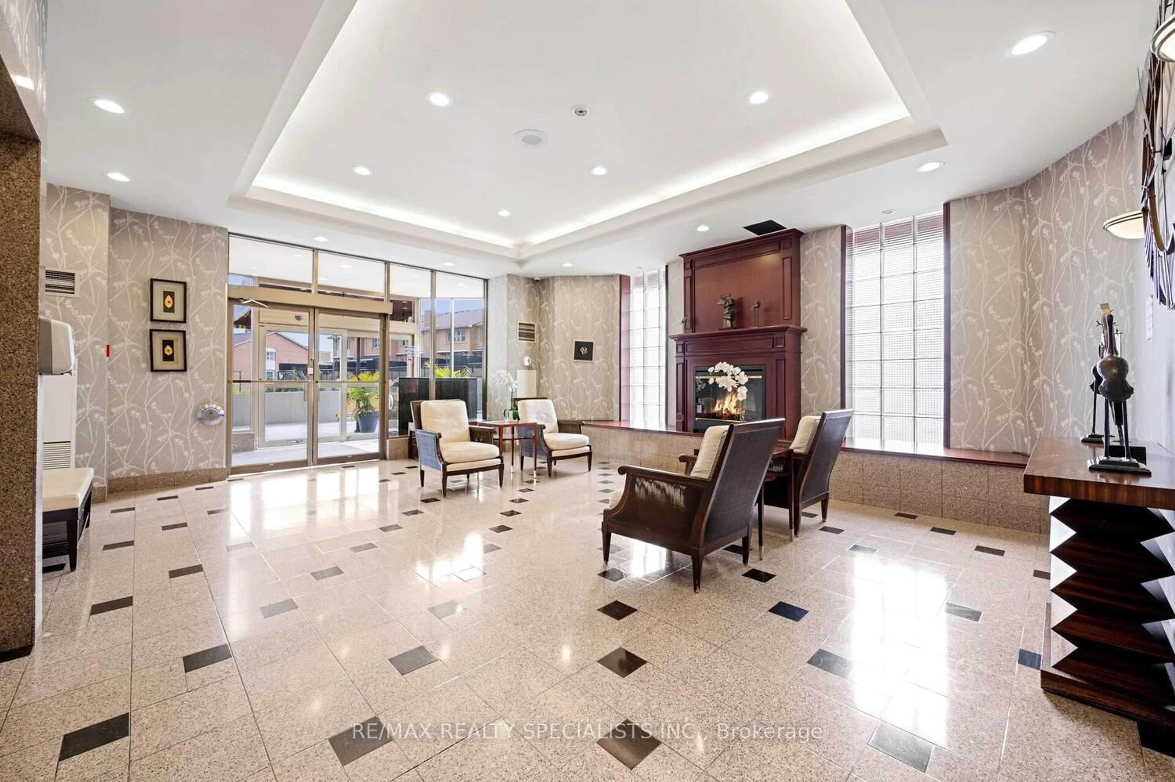 Lobby for 3605 Kariya Dr #111, Mississauga Ontario L5B 3J4