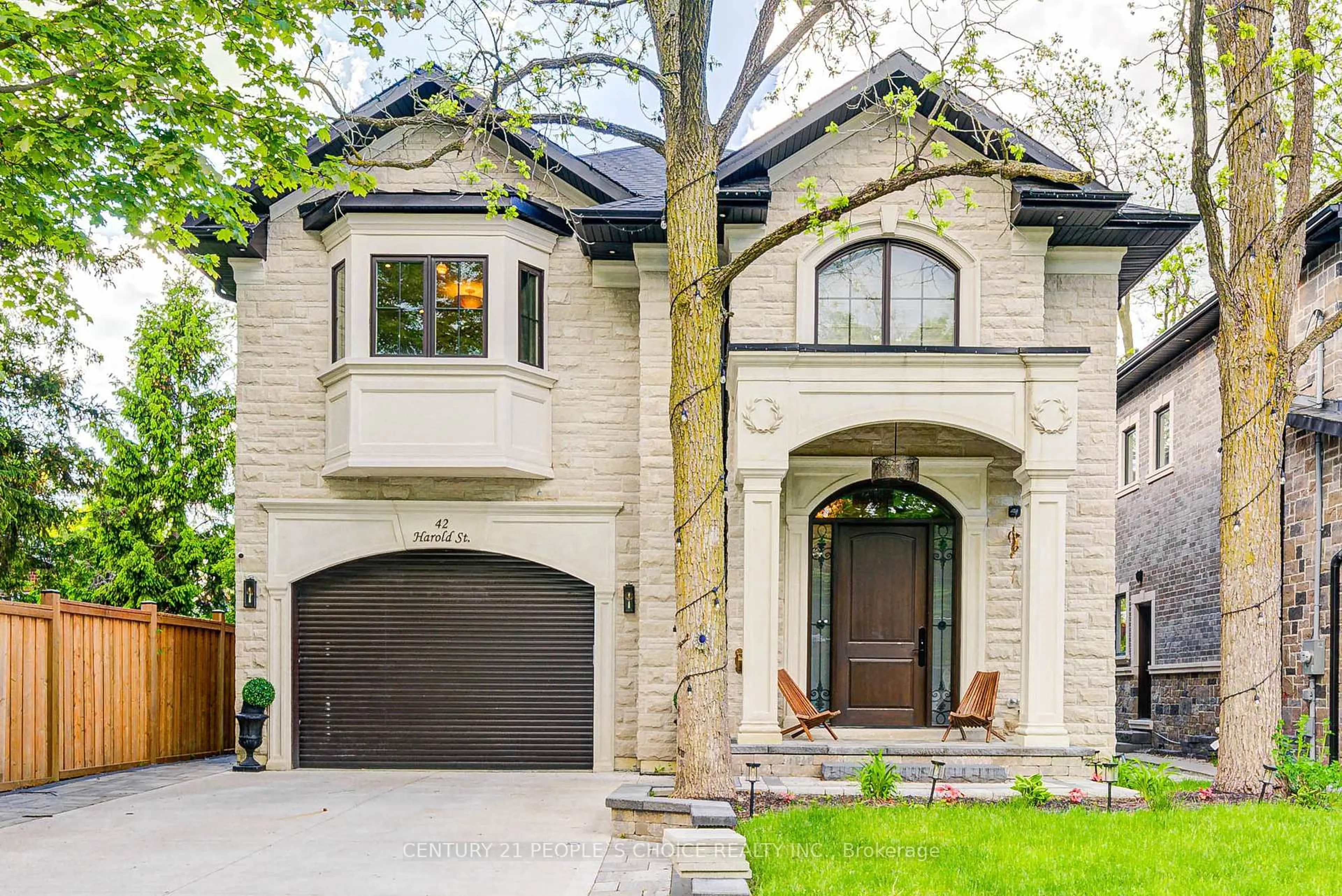 Home with brick exterior material, street for 42 Harold St, Brampton Ontario L6Y 1E2