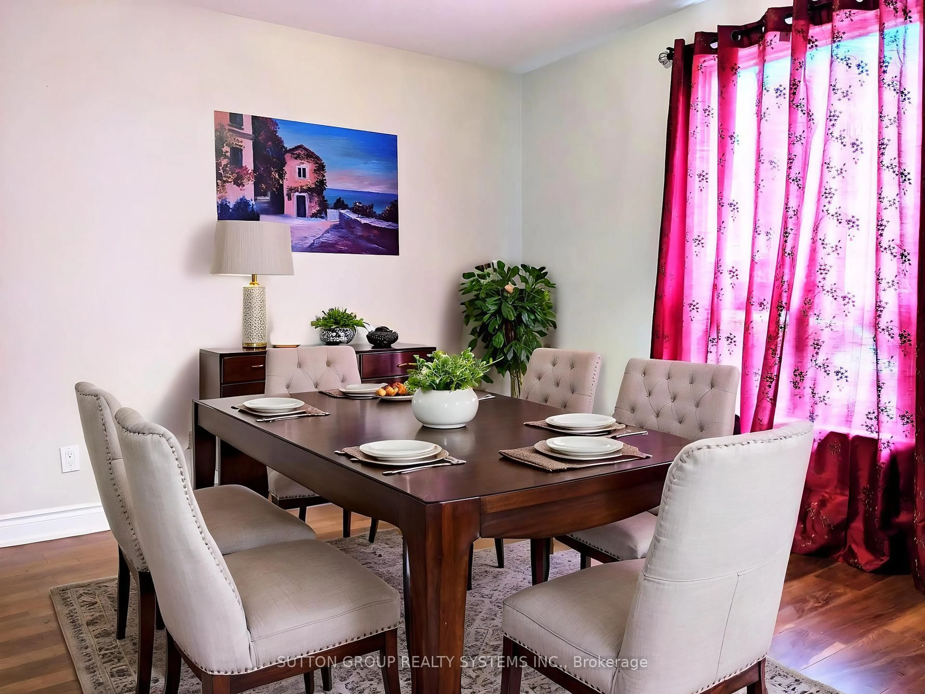 Dining room, unknown for 33 Earlsdale Cres, Brampton Ontario L6T 3A7