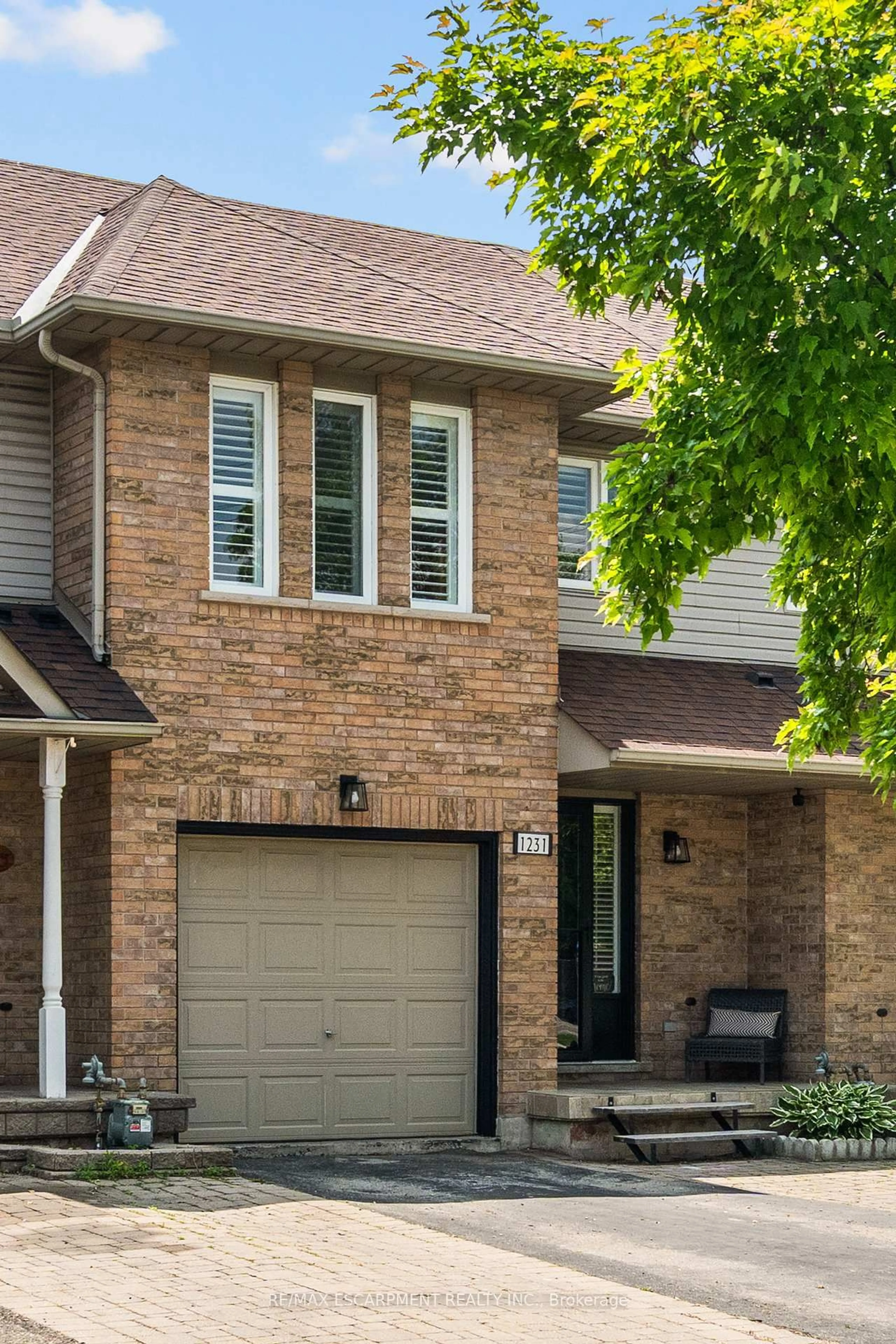 Home with brick exterior material, street for 1231 Blanshard Dr, Burlington Ontario L7M 4N6