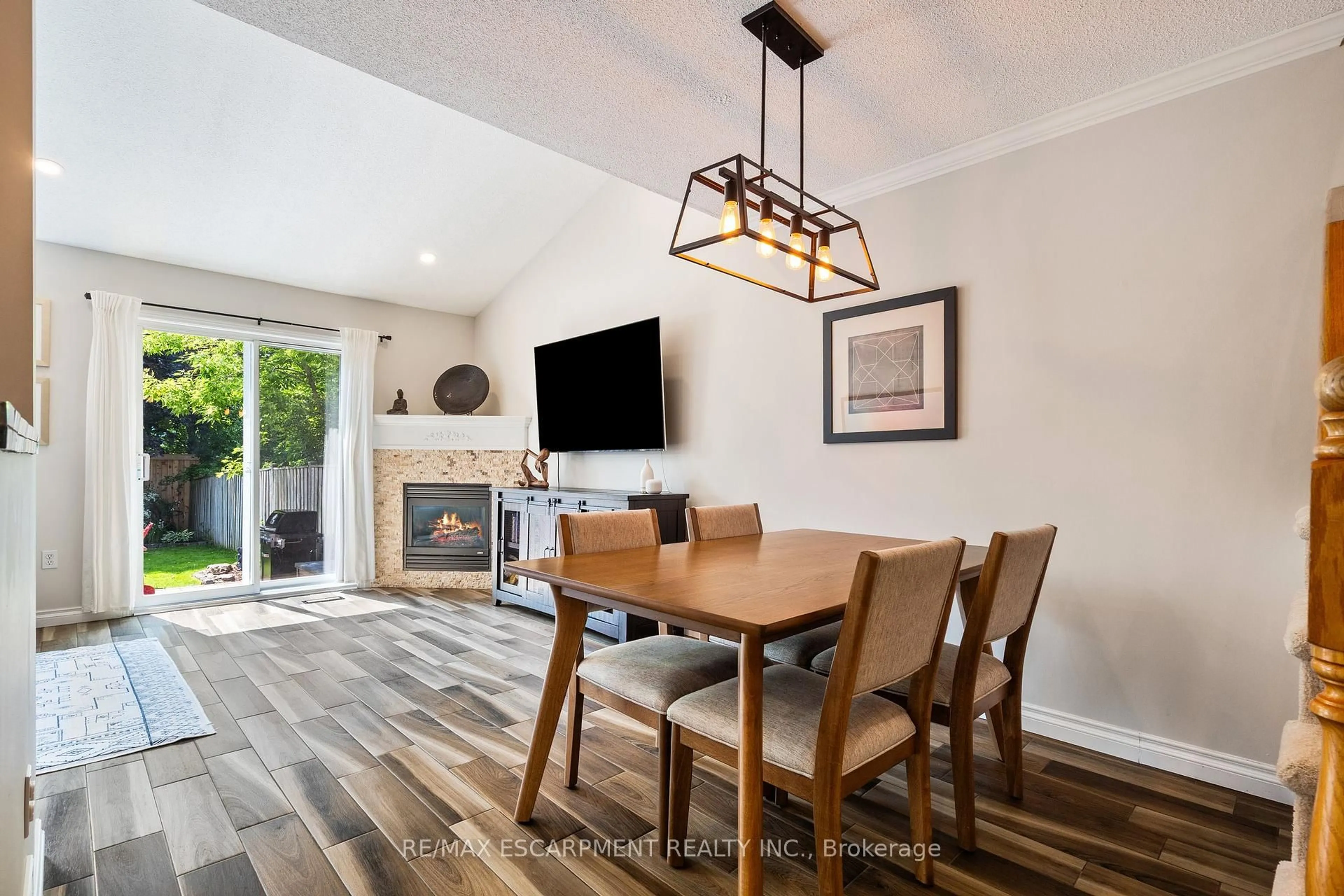 Unknown for 1231 Blanshard Dr, Burlington Ontario L7M 4N6