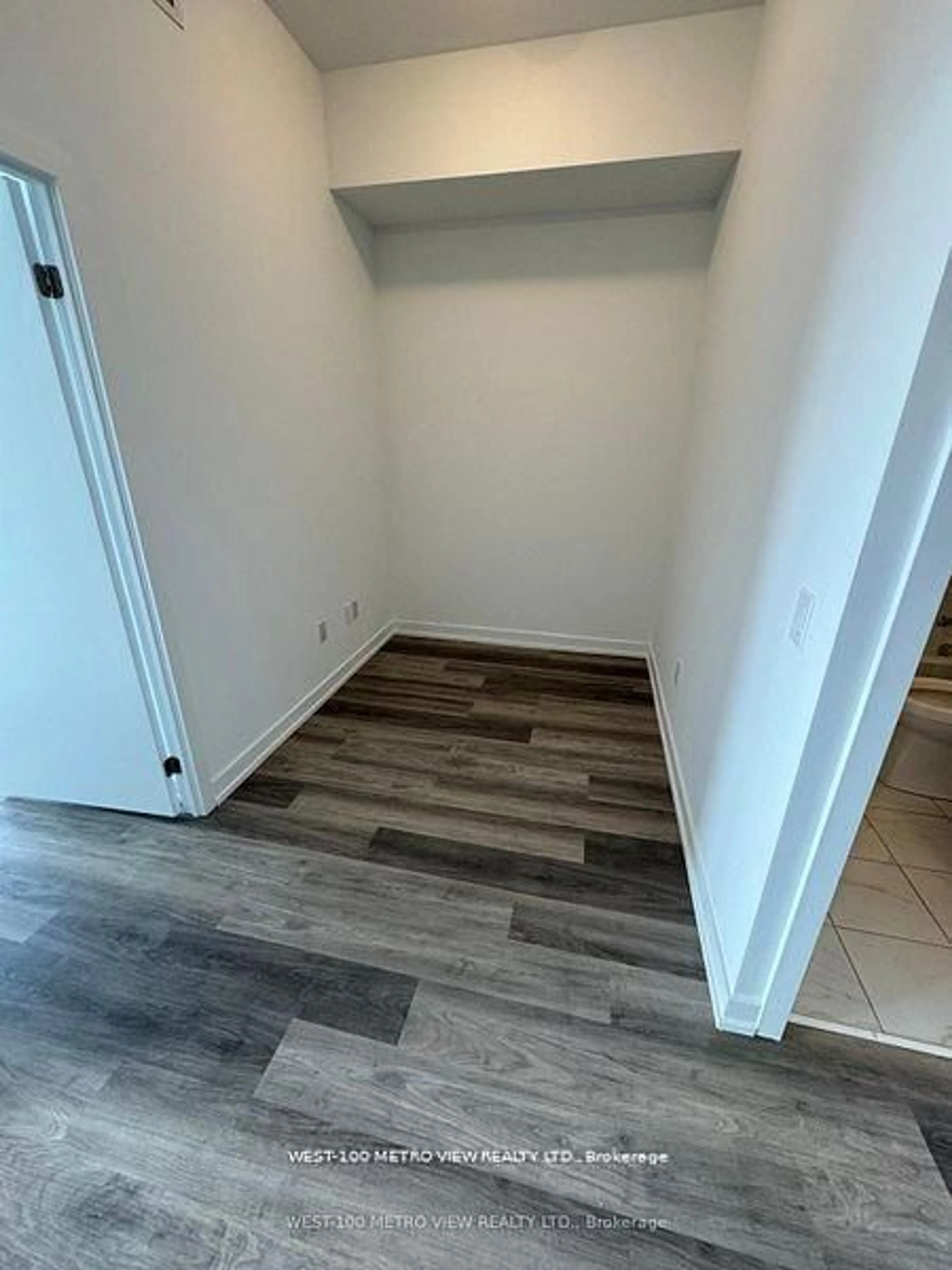 A pic of a room for 859 The Queensway #710, Toronto Ontario M8Z 1N8