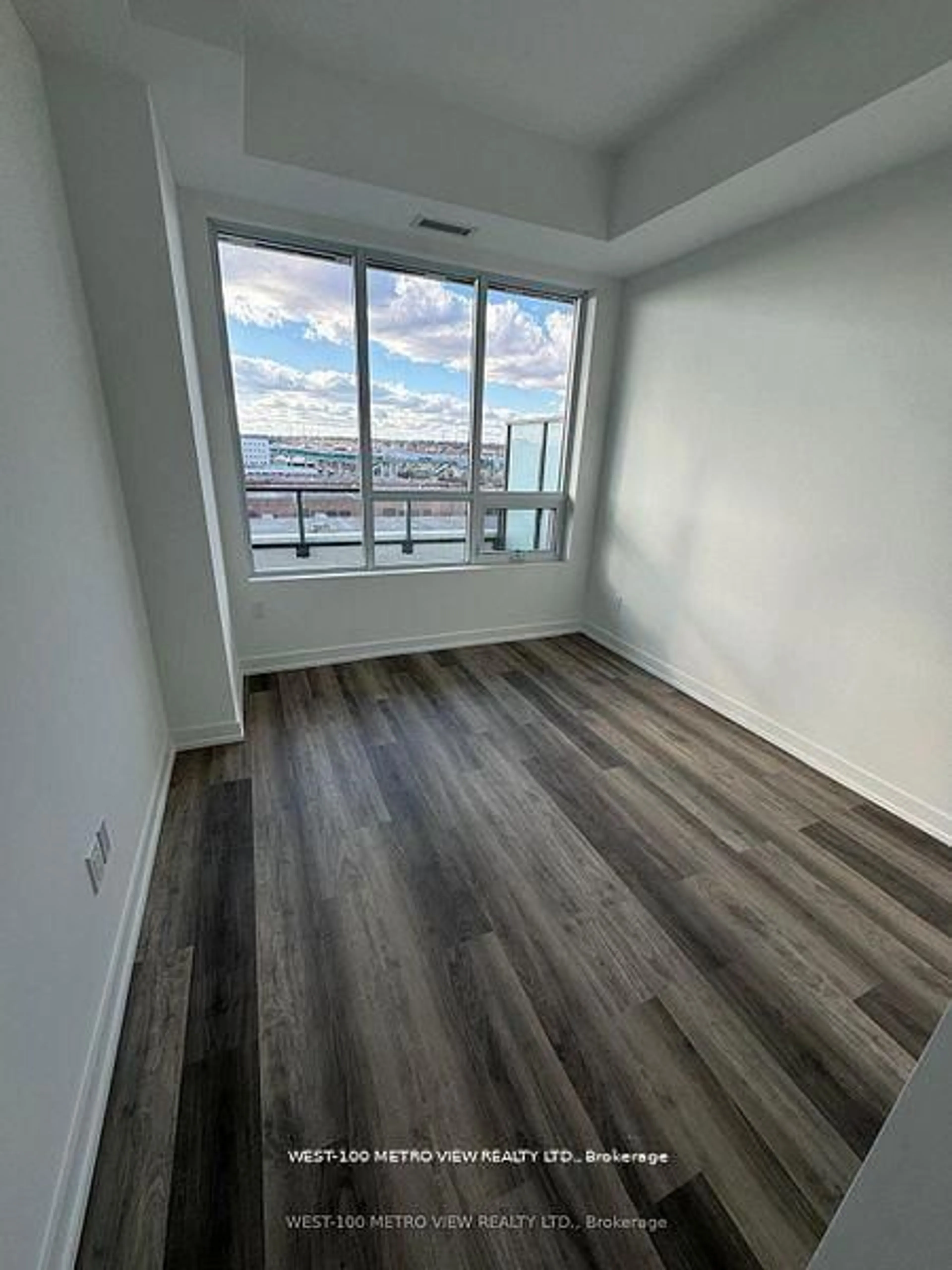 A pic of a room for 859 The Queensway #710, Toronto Ontario M8Z 1N8