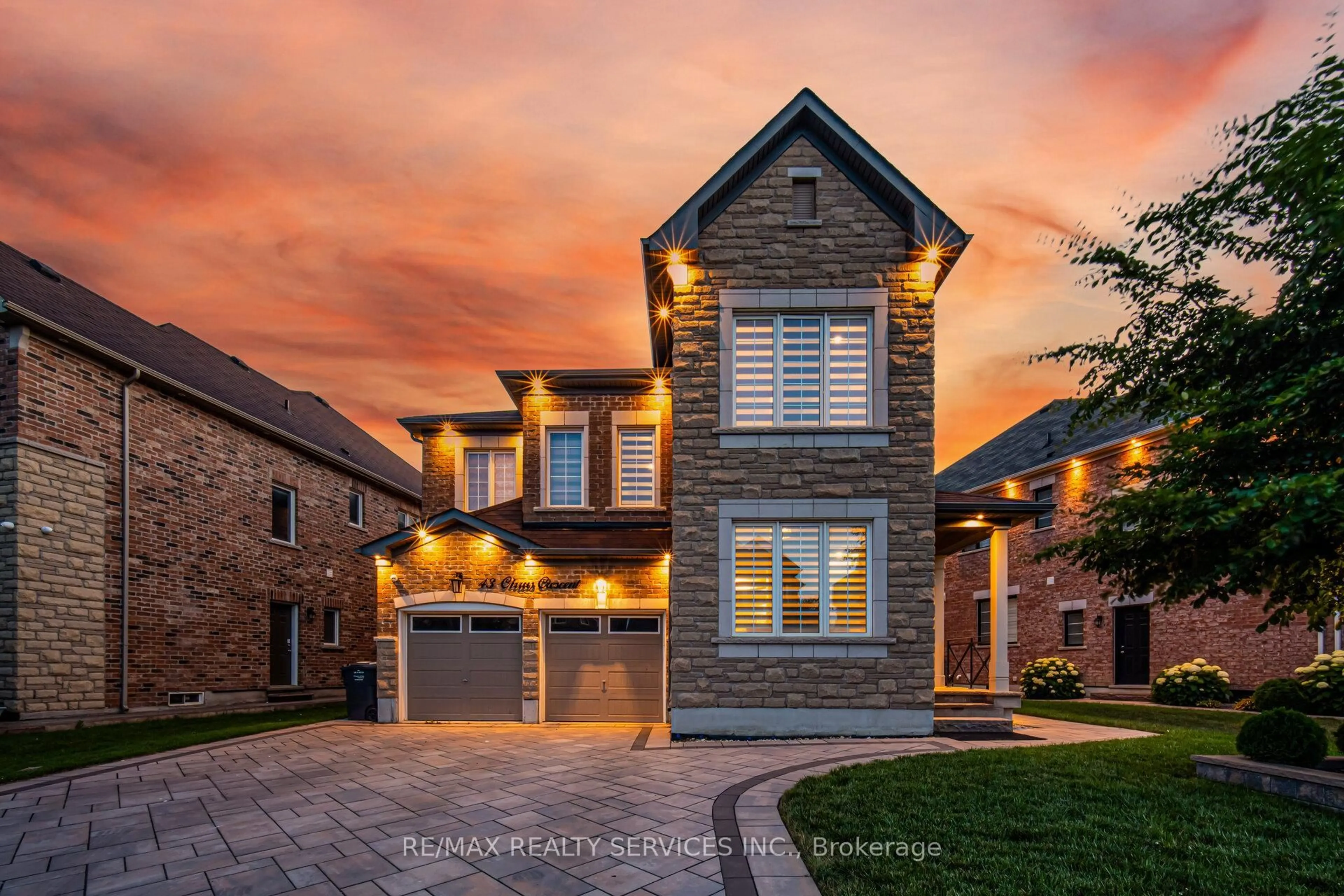 Home with brick exterior material, street for 43 Cirrus Cres, Caledon Ontario L7C 4B7