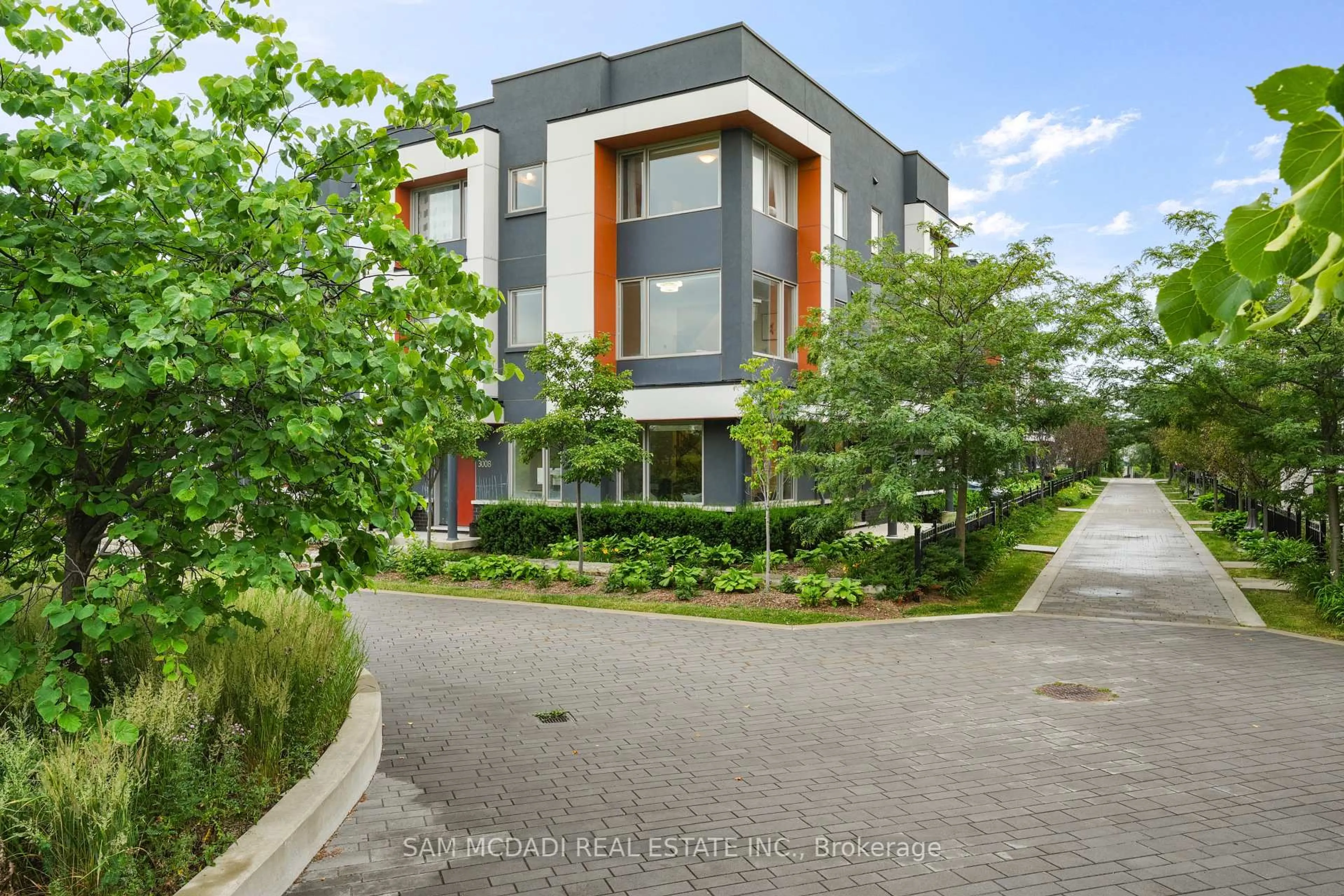 Unknown for 3006 Creekshore Common #34, Oakville Ontario L6M 0Y6