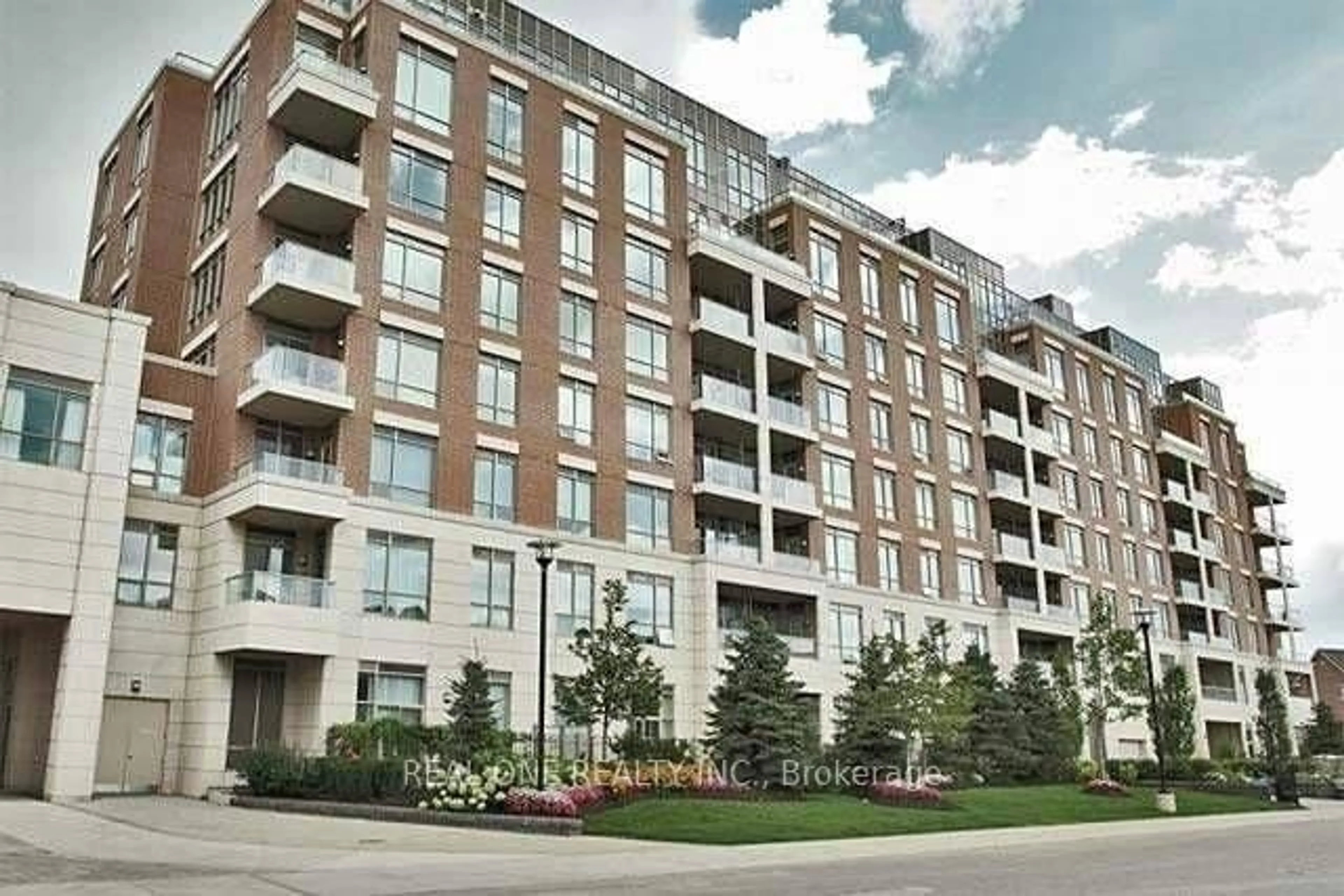 Unknown for 2480 Prince Michael Dr #216, Oakville Ontario L6H 0E9