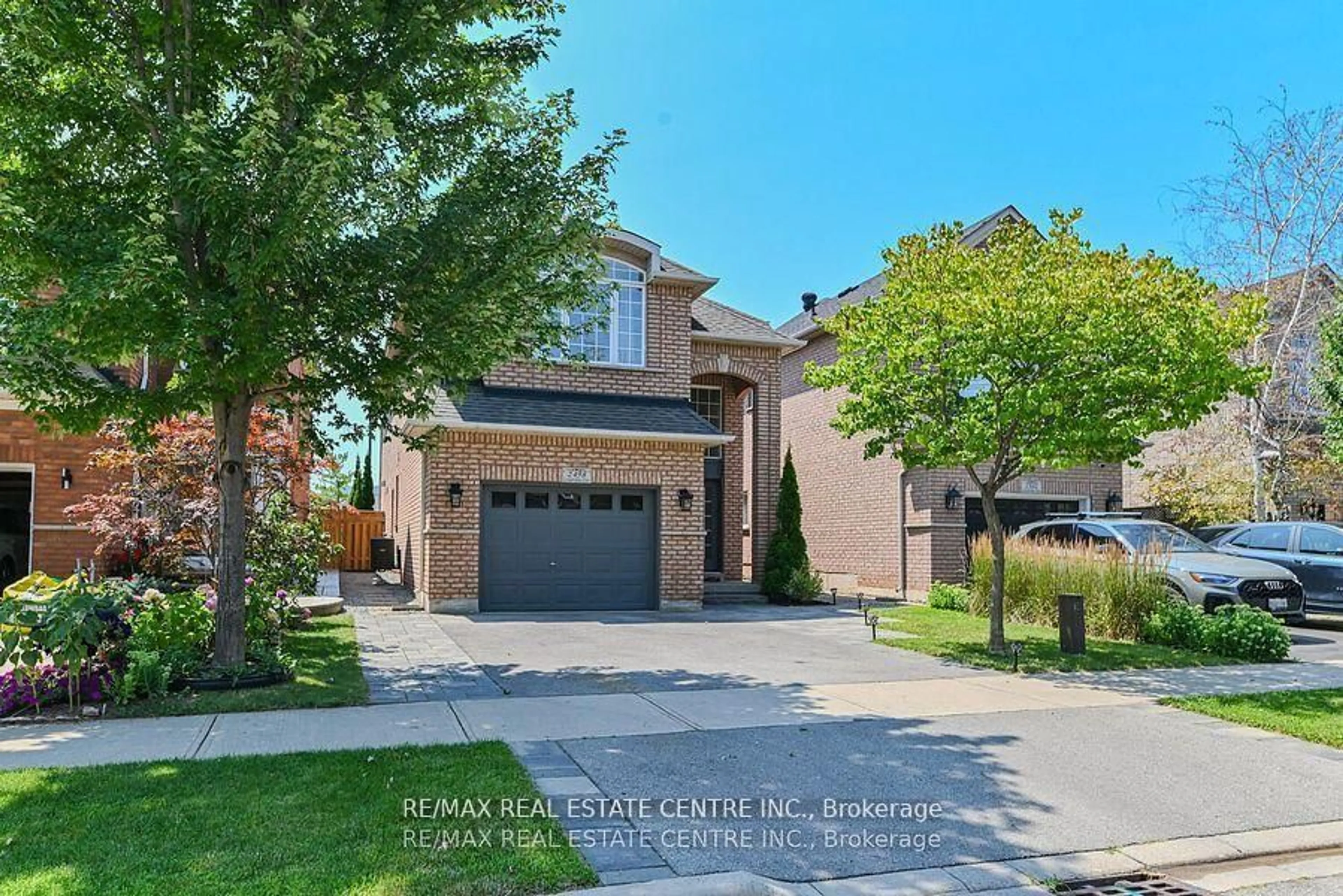Home with brick exterior material, street for 2498 Longridge Cres, Oakville Ontario L6H 6S2