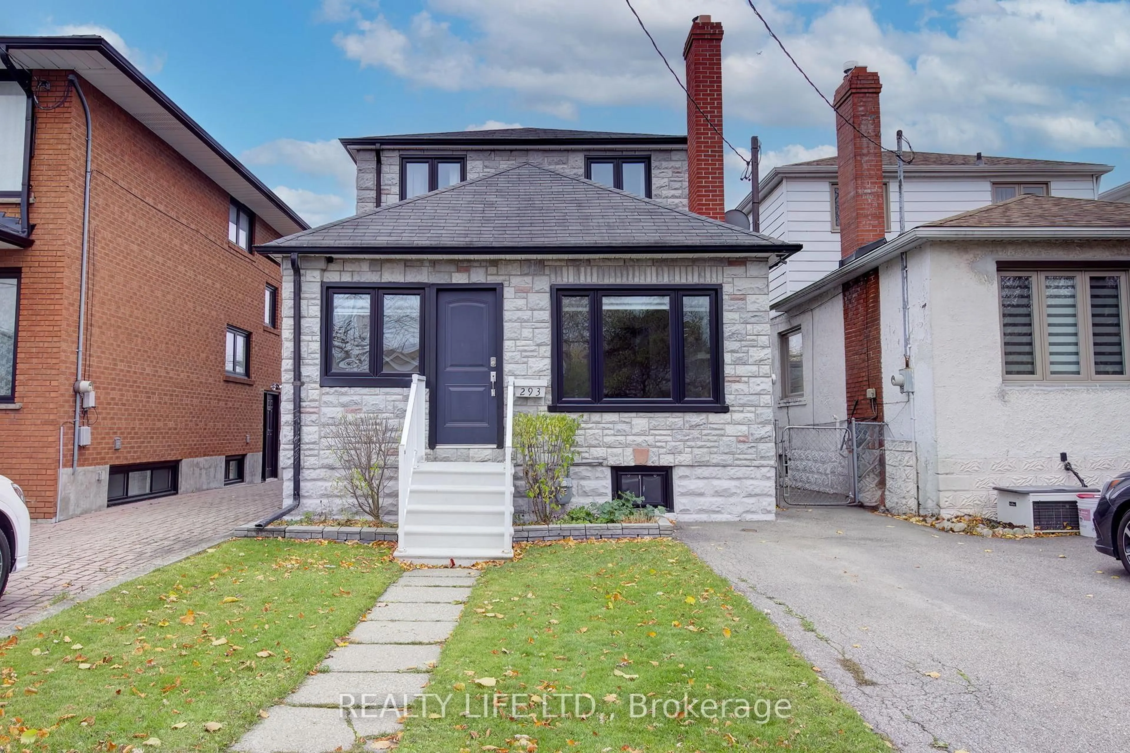 Home with brick exterior material, street for 293 Melrose St, Toronto Ontario M8Z 1G7