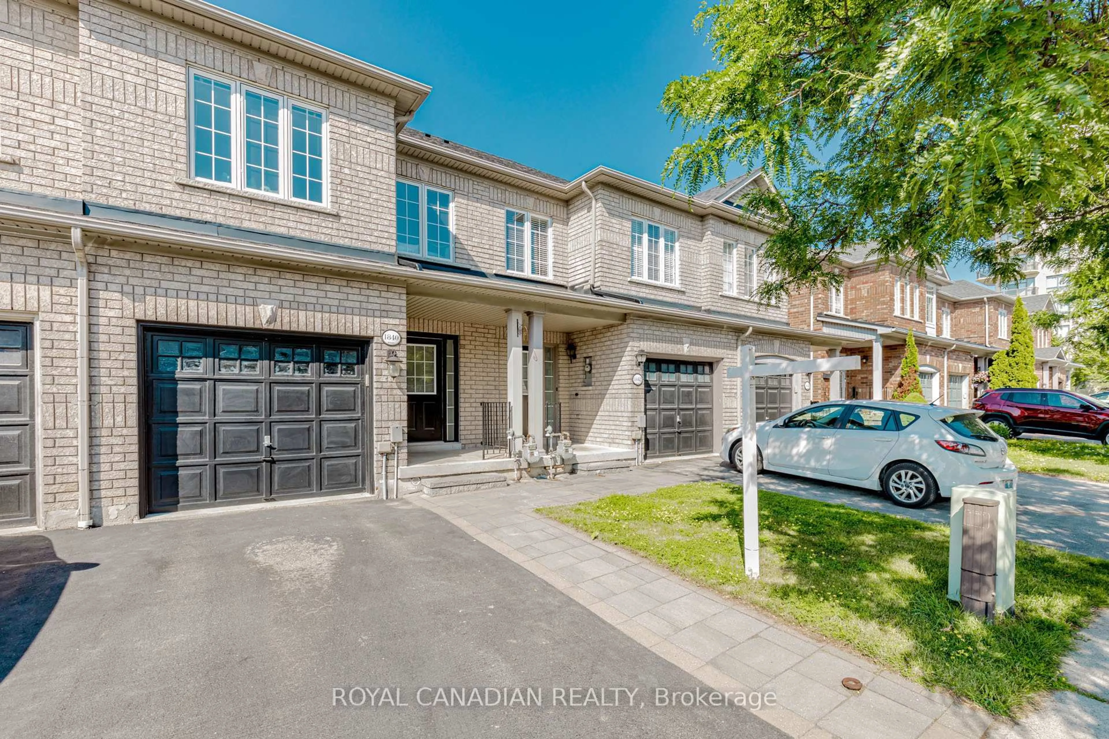Home with brick exterior material, street for 1840 Mccoy Ave, Burlington Ontario L7L 7M2
