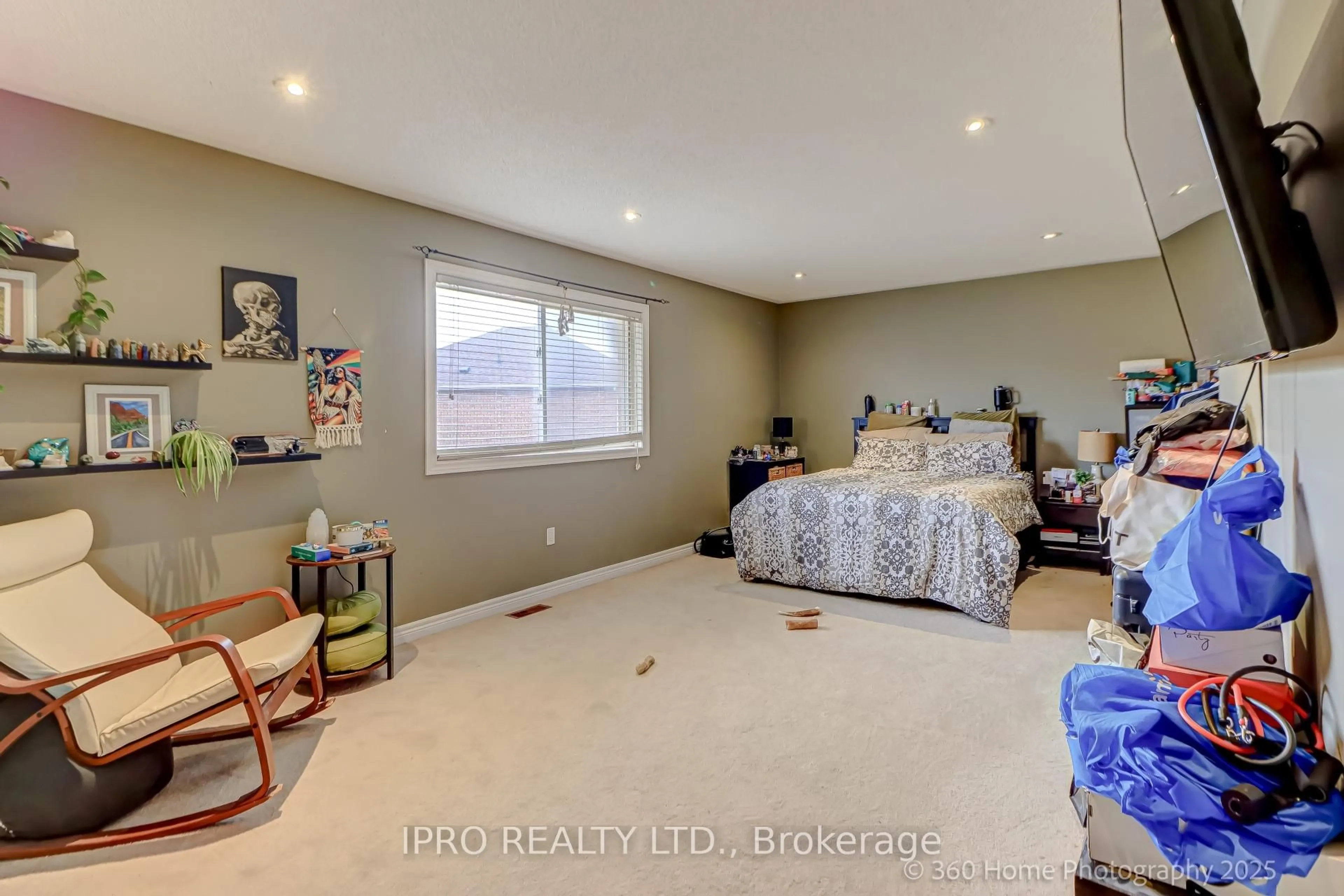A pic of a room for 5 Fairhill Ave, Brampton Ontario L7A 2A9