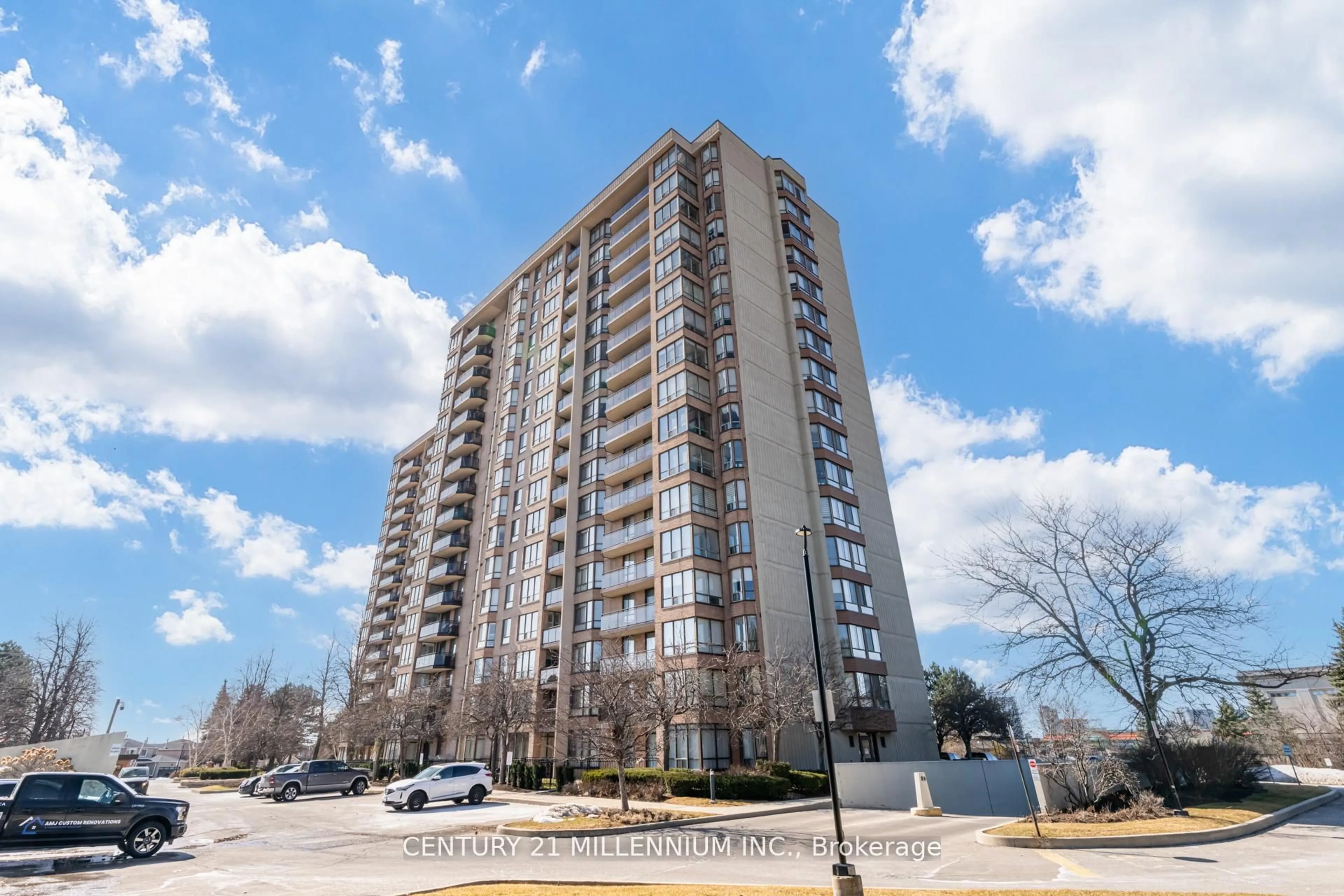 A pic from outside/outdoor area/front of a property/back of a property/a pic from drone, building for 20 Cherrytree Dr #208, Brampton Ontario L6Y 3V1