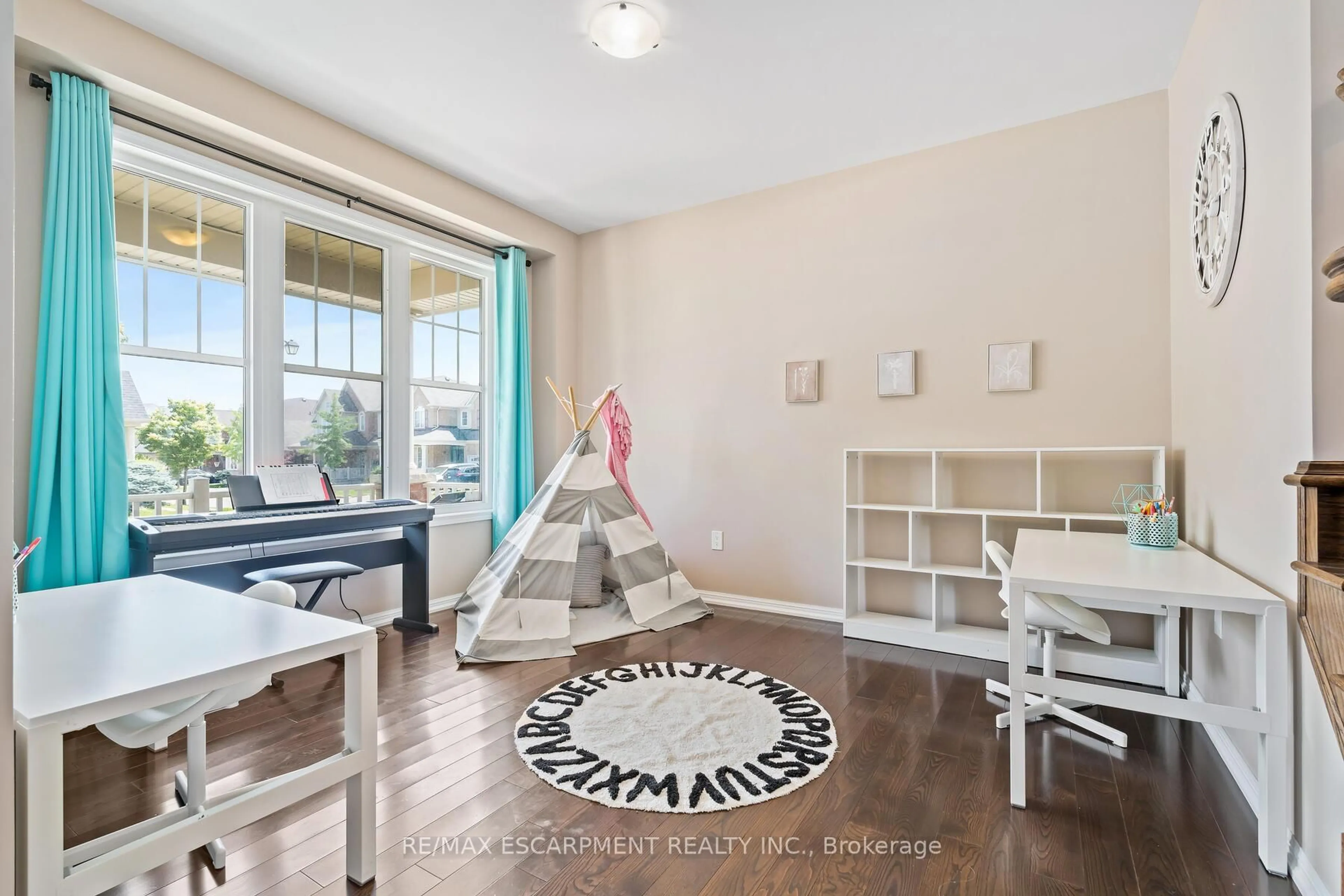 A pic of a room for 343 Wettlaufer Terr, Milton Ontario L9T 7N4