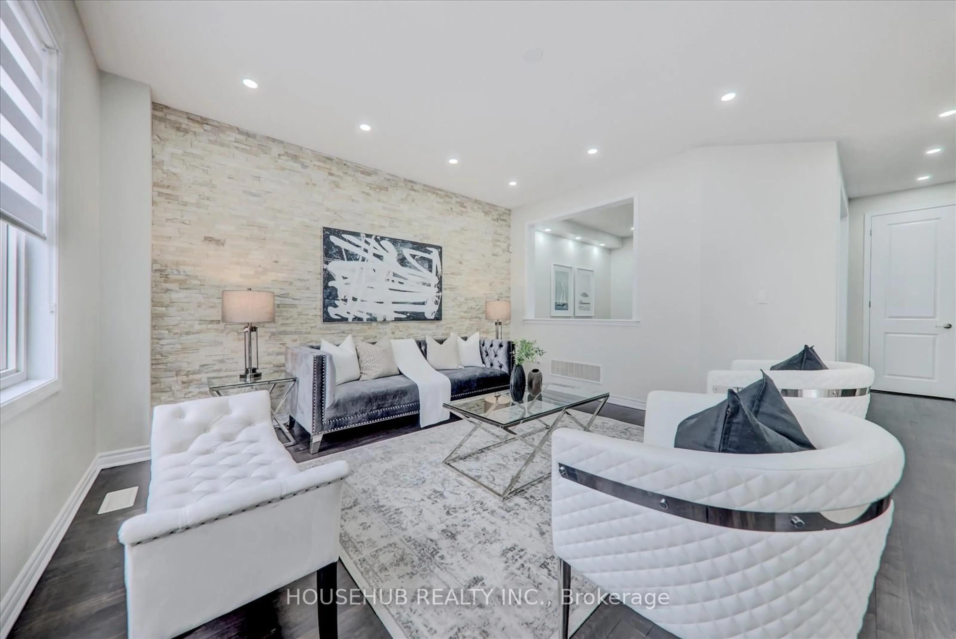 Living room with furniture, unknown for 1182 Biason Circ, Milton Ontario L9T 8S7