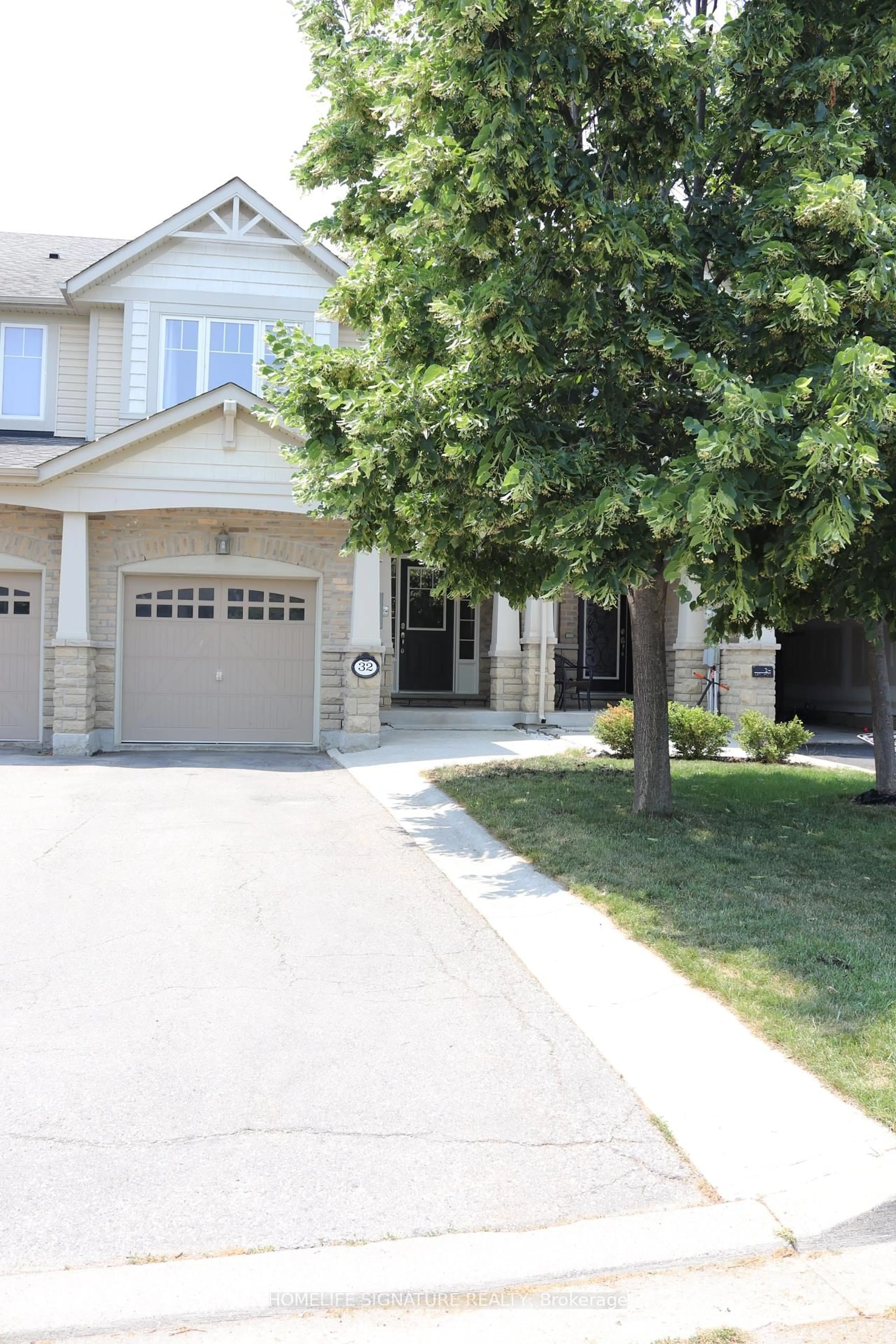 Unknown for 32 Icefall Rd, Caledon Ontario L7C 2H1