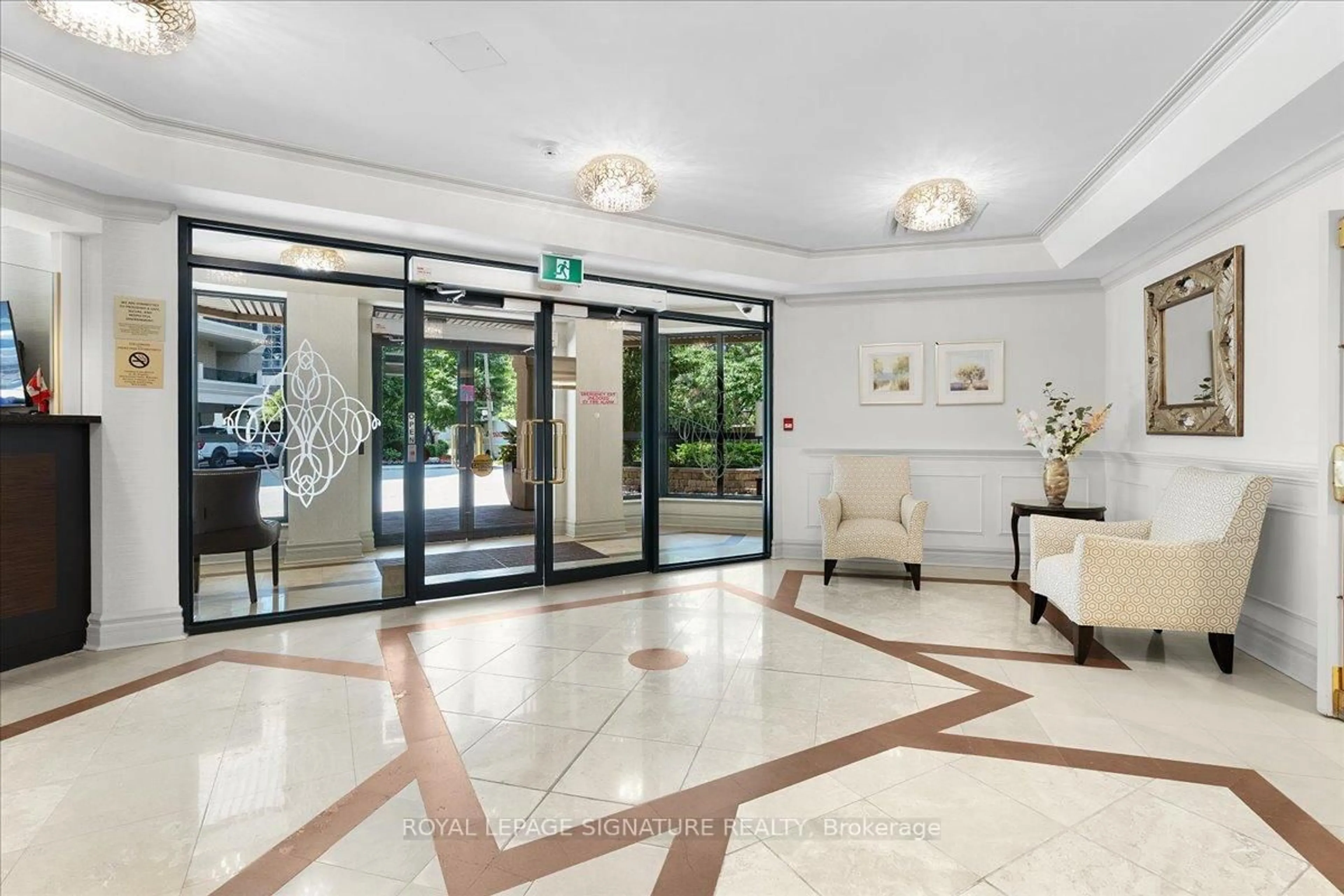 Lobby for 1 Lomond Dr #802, Toronto Ontario M8X 2Z3