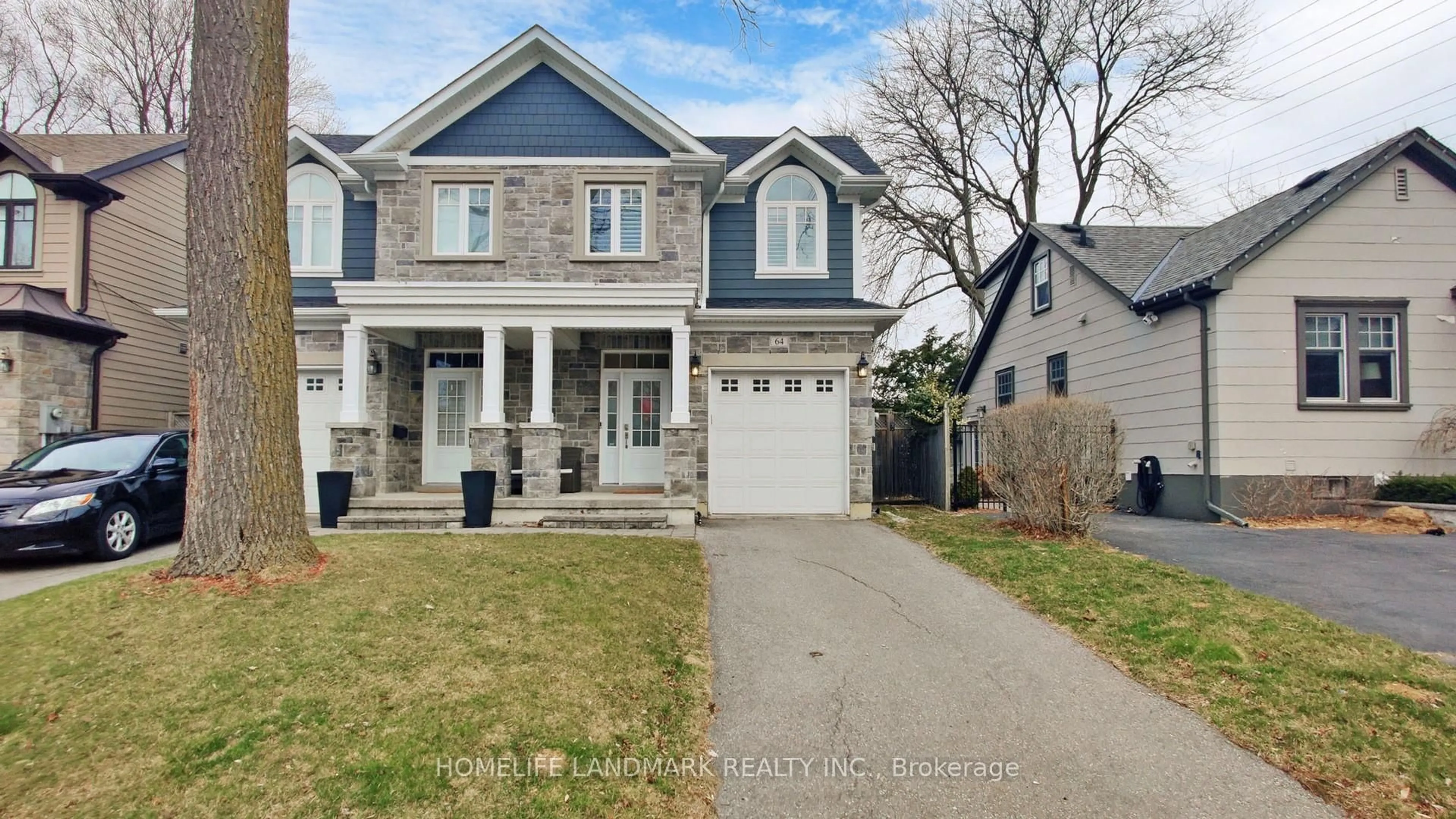 Home with vinyl exterior material, street for 64 Forest Ave, Mississauga Ontario L5G 1L2