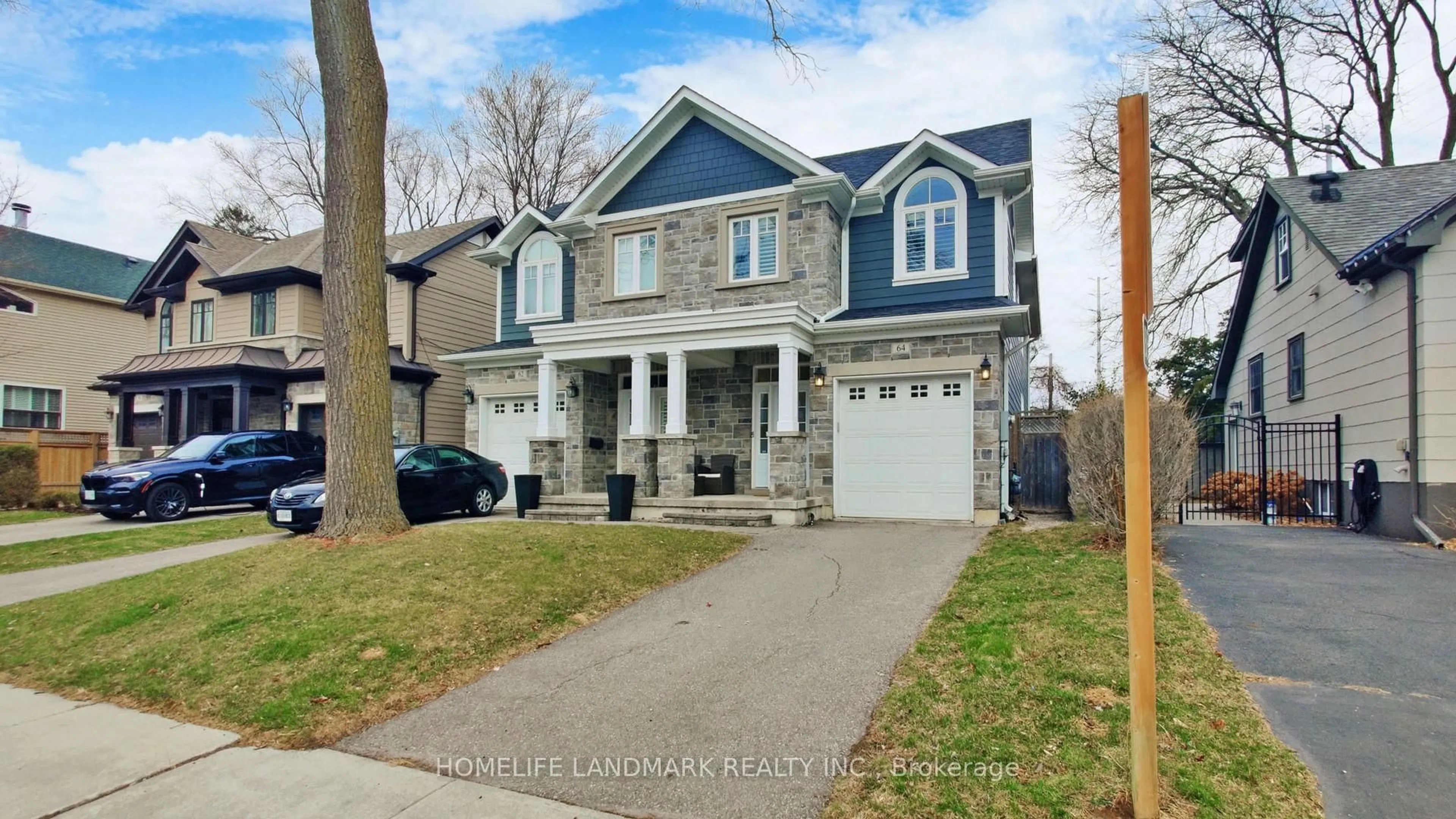 Home with brick exterior material, street for 64 Forest Ave, Mississauga Ontario L5G 1L2