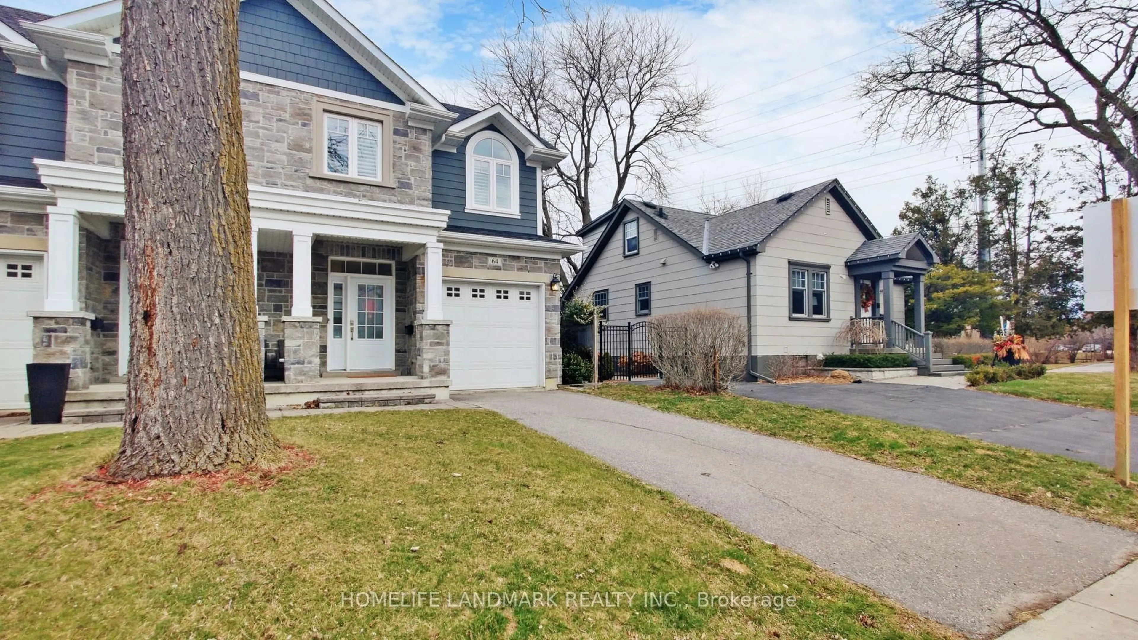 Home with brick exterior material, street for 64 Forest Ave, Mississauga Ontario L5G 1L2