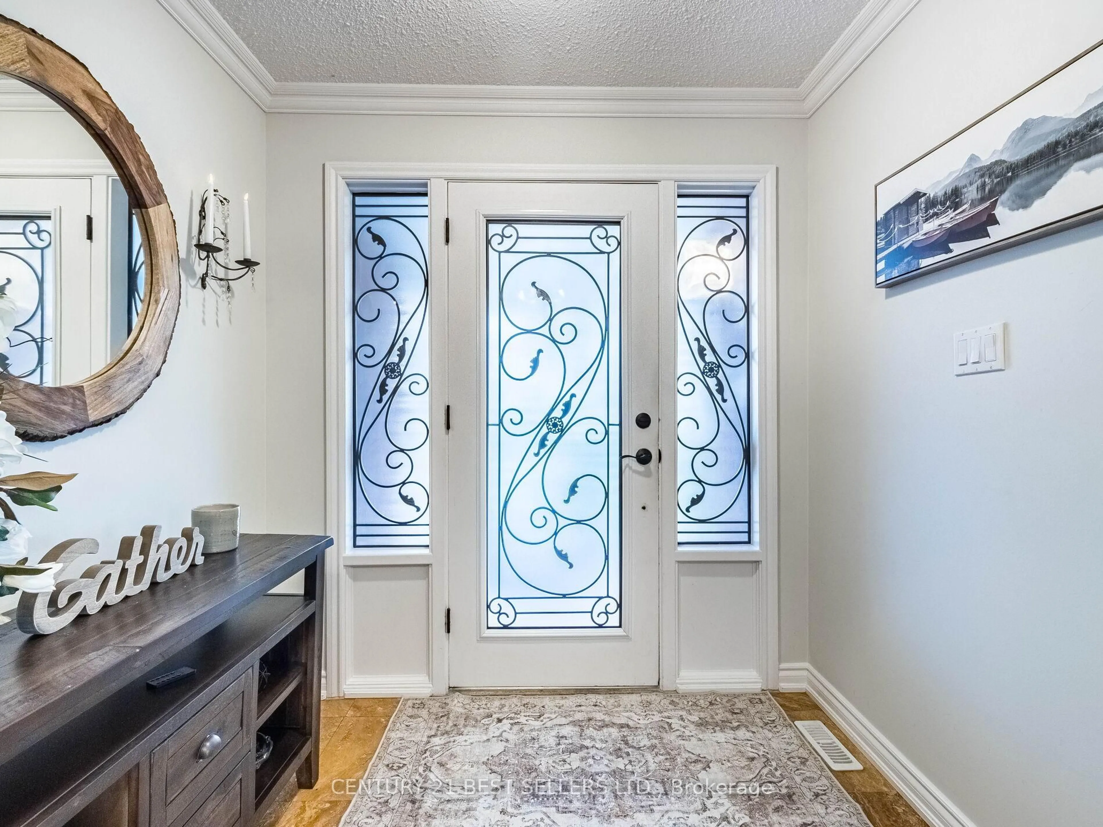 Indoor entryway for 4172 Rayfield Crt, Mississauga Ontario L4Z 1E7