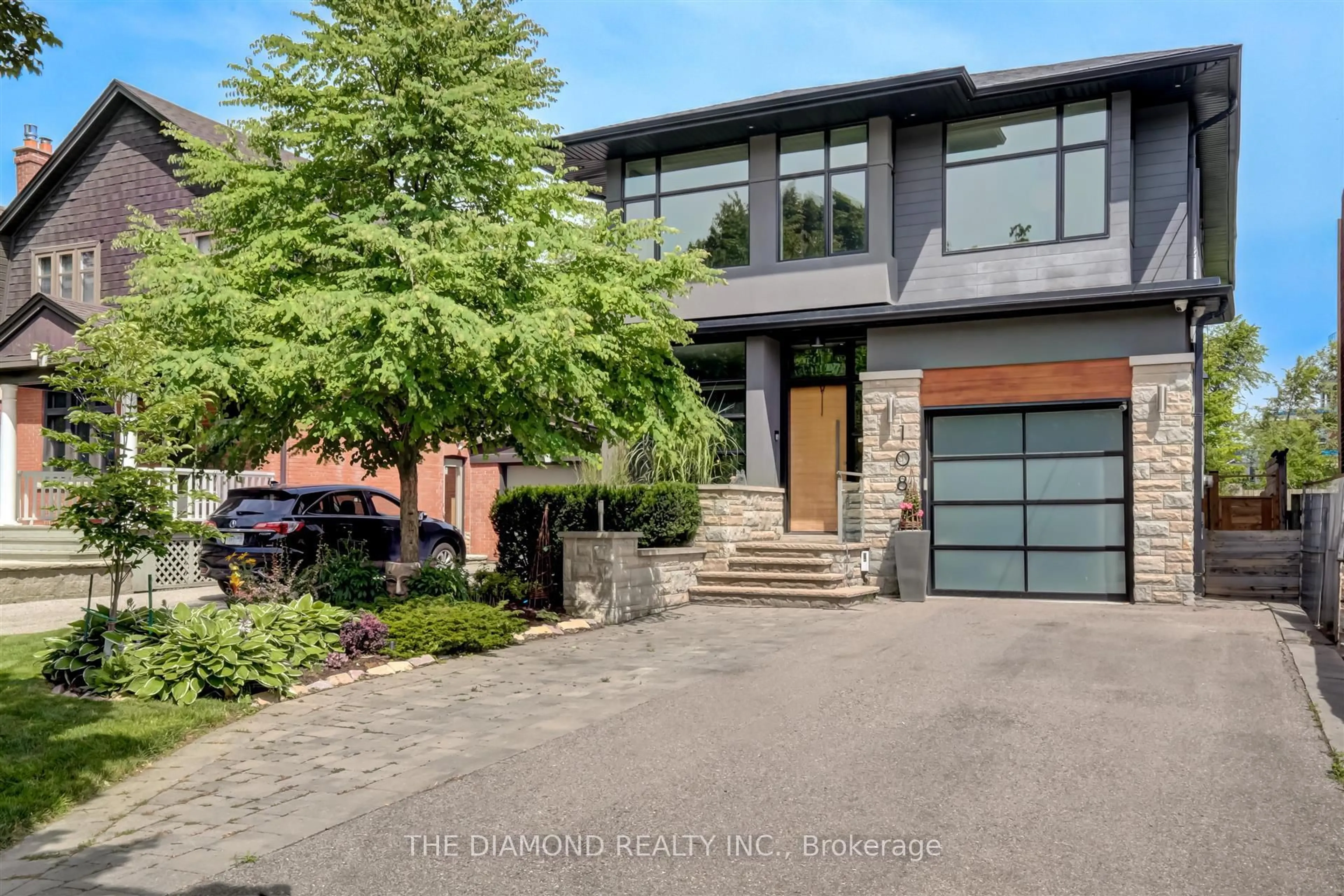 Home with brick exterior material, street for 108 Government Rd, Toronto Ontario M8X 1W5