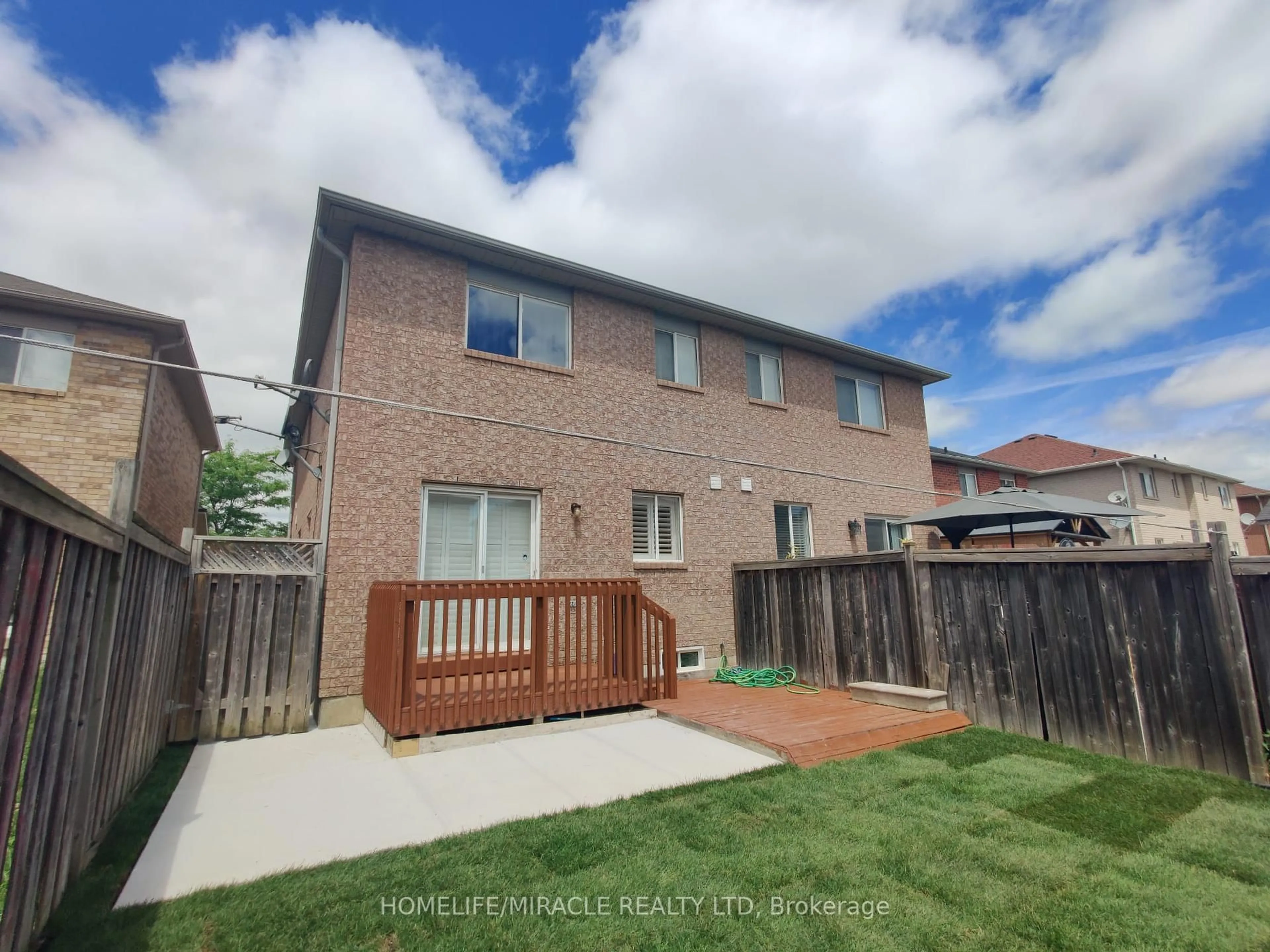 Unknown for 59 Roadmaster Lane, Brampton Ontario L7A 3A7