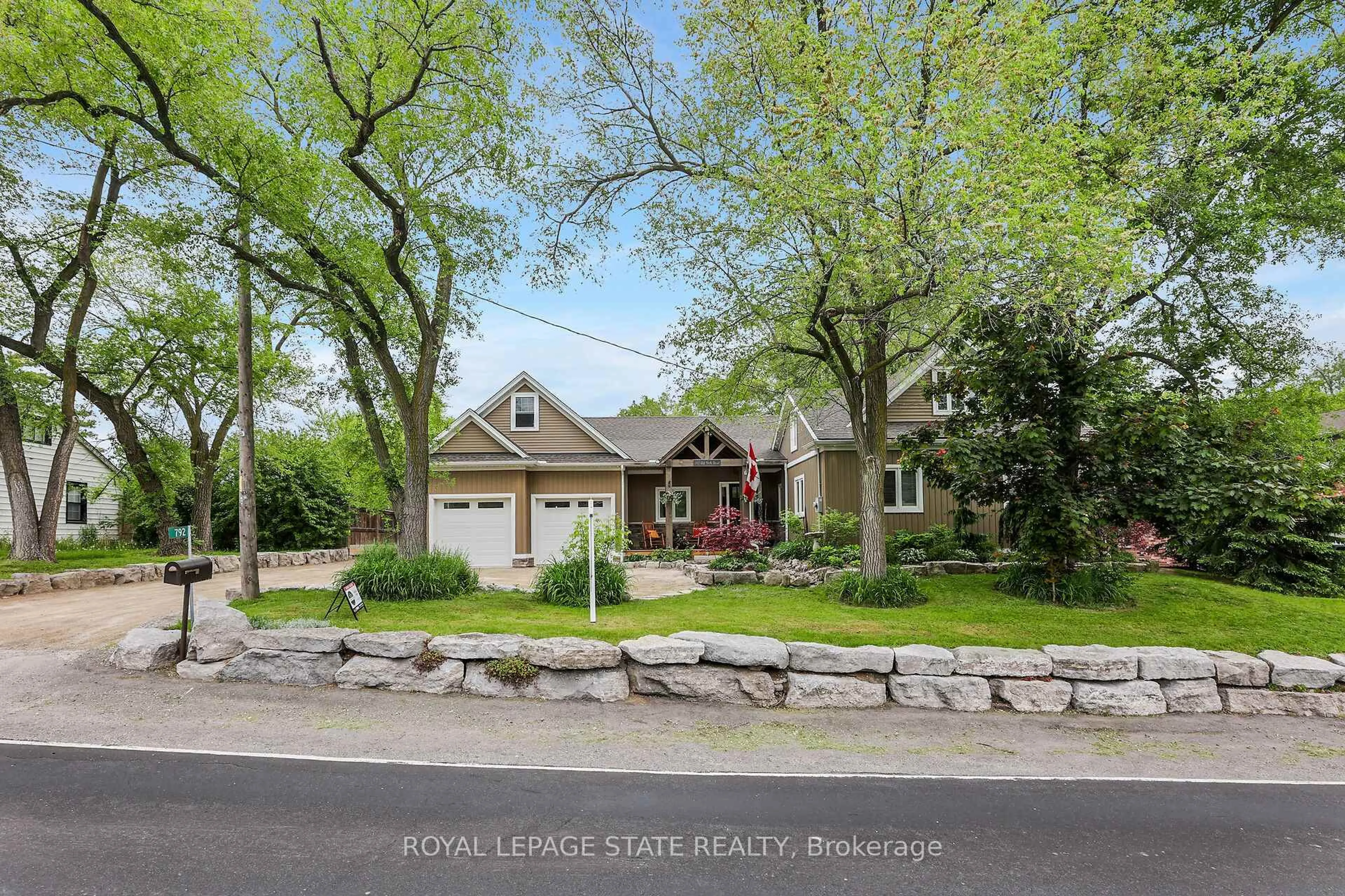 Unknown for 792 Old York Rd, Burlington Ontario L7P 4X9