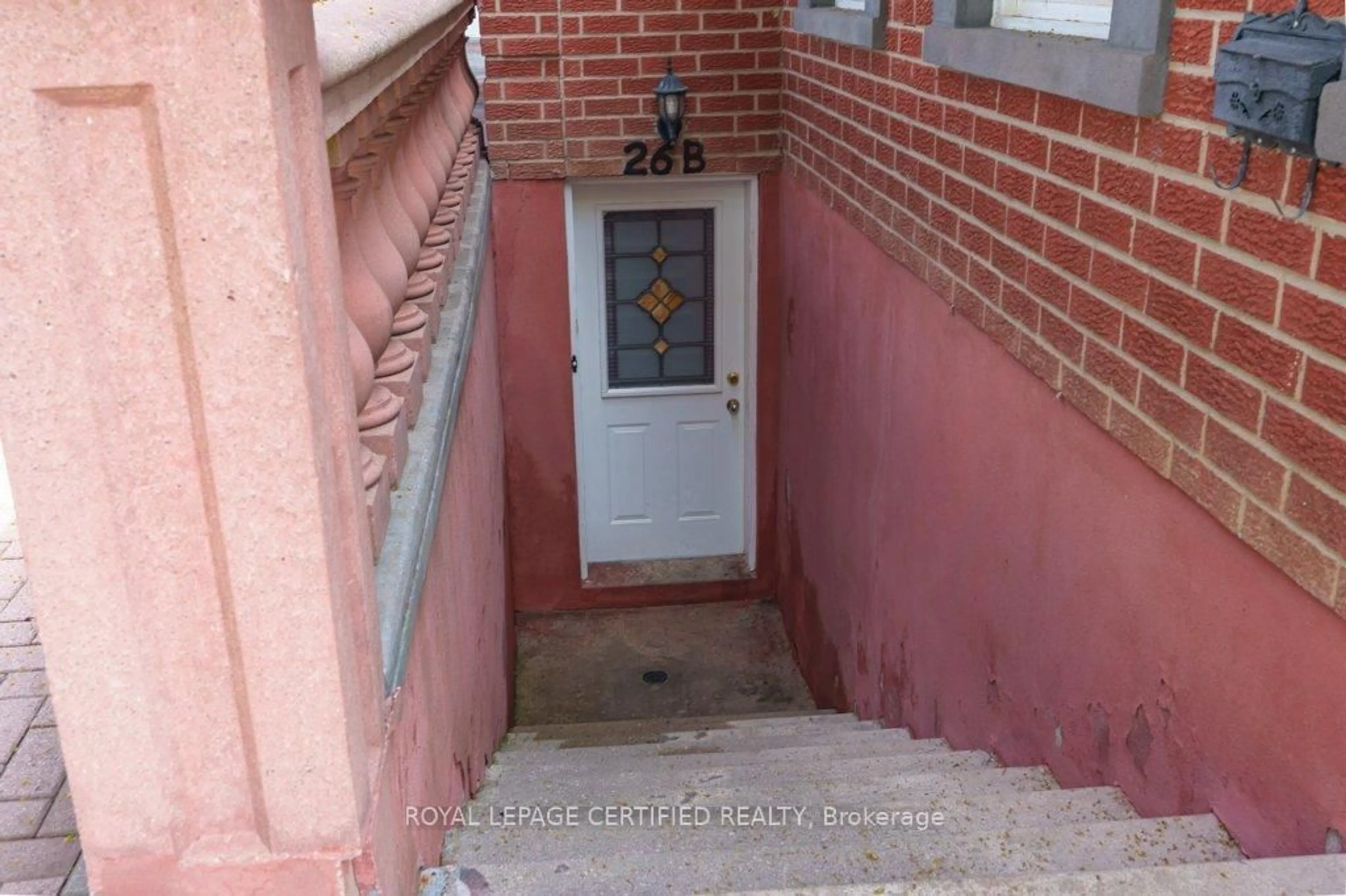 Unknown for 26 Madrid Cres, Brampton Ontario L6S 2X4