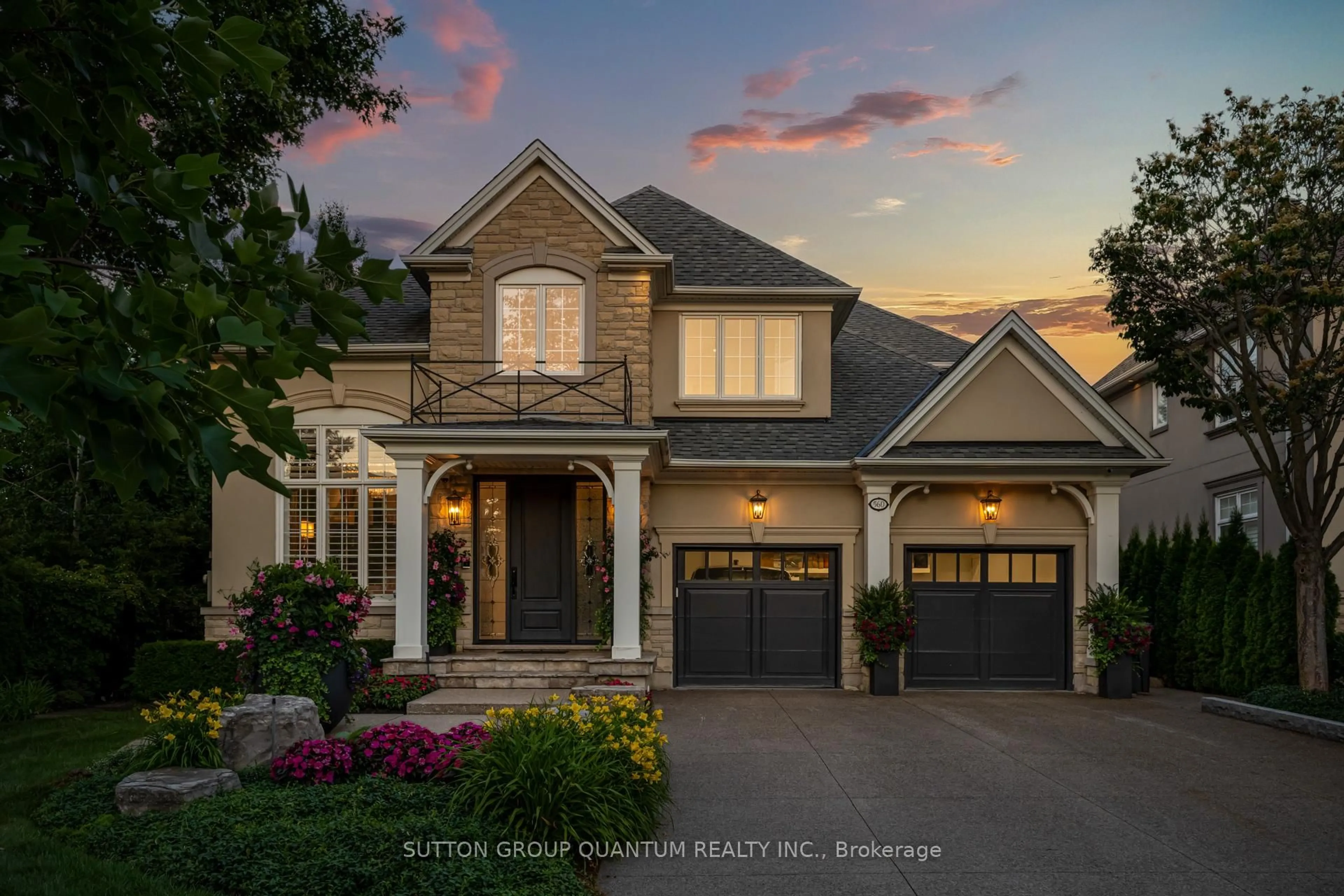 Home with brick exterior material, street for 560 Hancock Way, Mississauga Ontario L5H 4L5