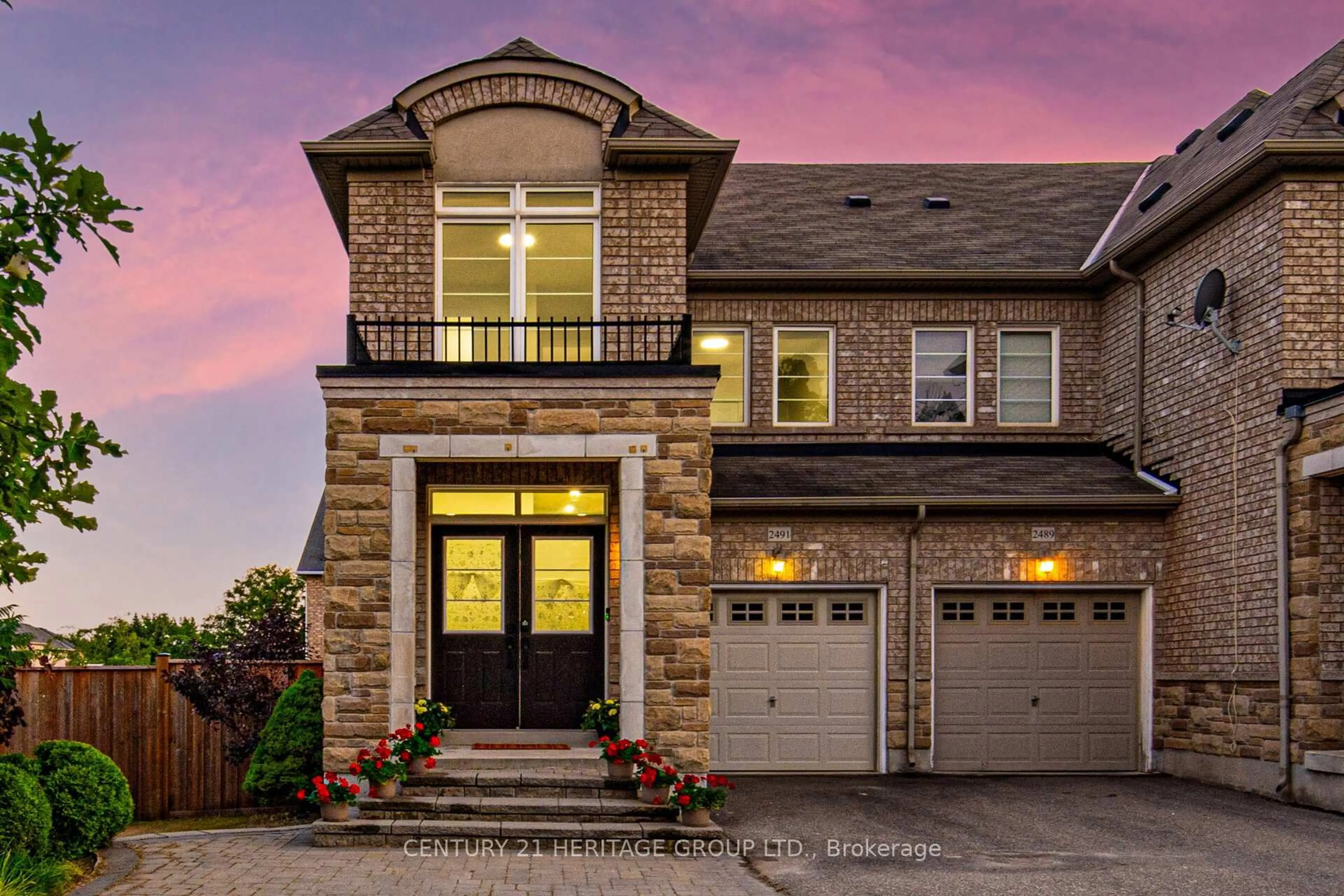 Home with brick exterior material, street for 2491 Old Brompton Way, Oakville Ontario L6M 0J5