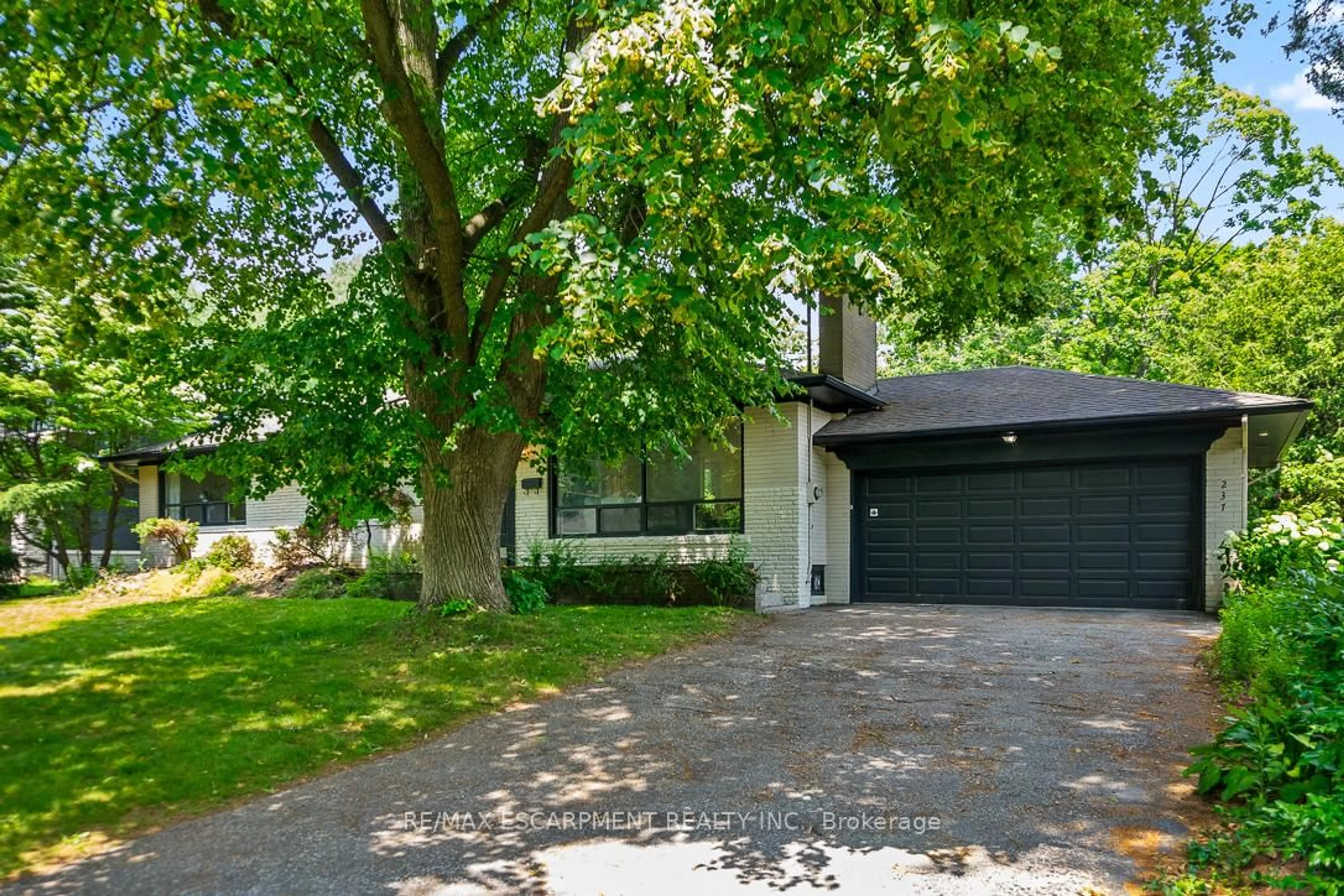 Unknown for 237 Albion Ave, Oakville Ontario L6J 4T4