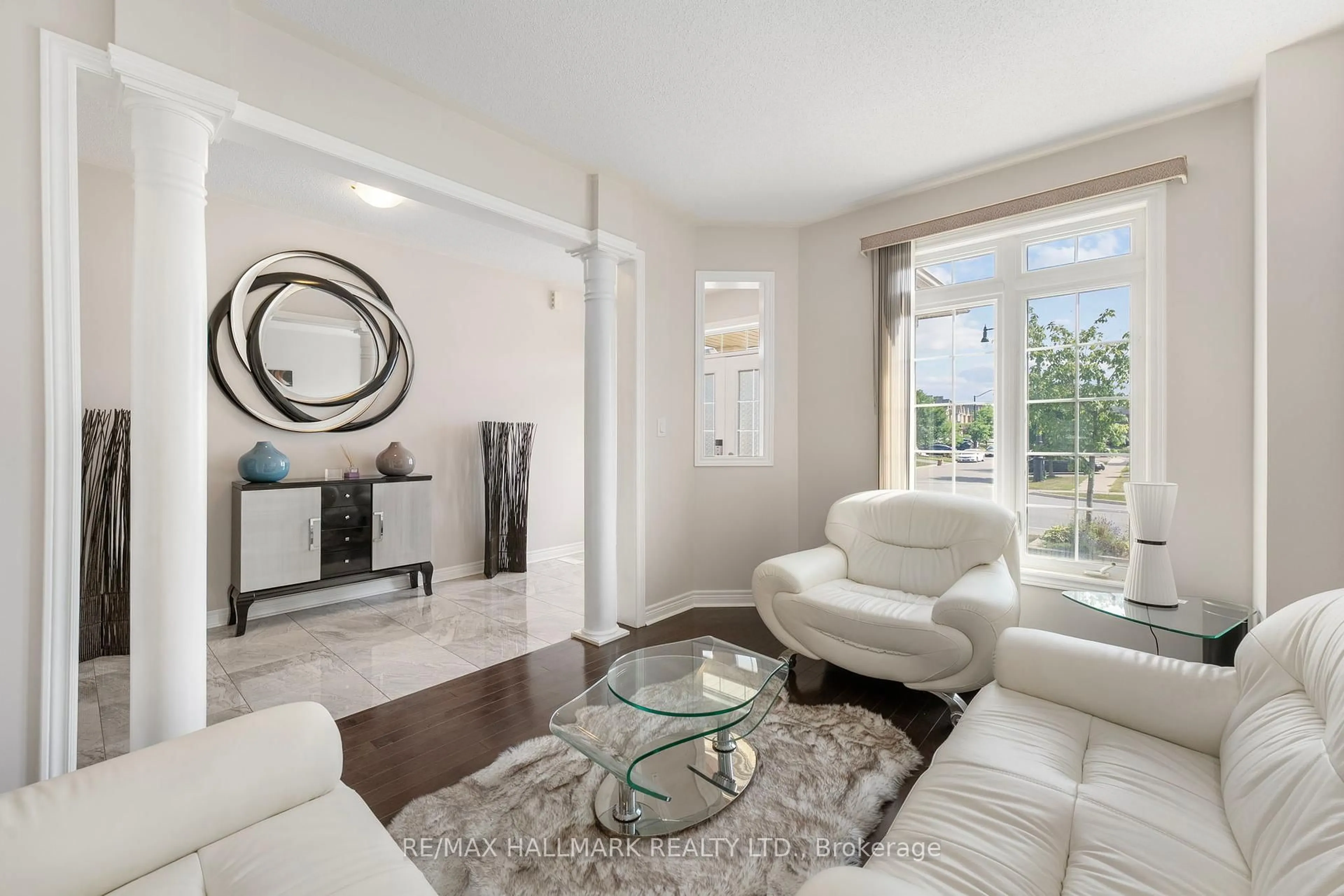 Living room with furniture, unknown for 262 Elbern Markell Dr, Brampton Ontario L6X 3C2