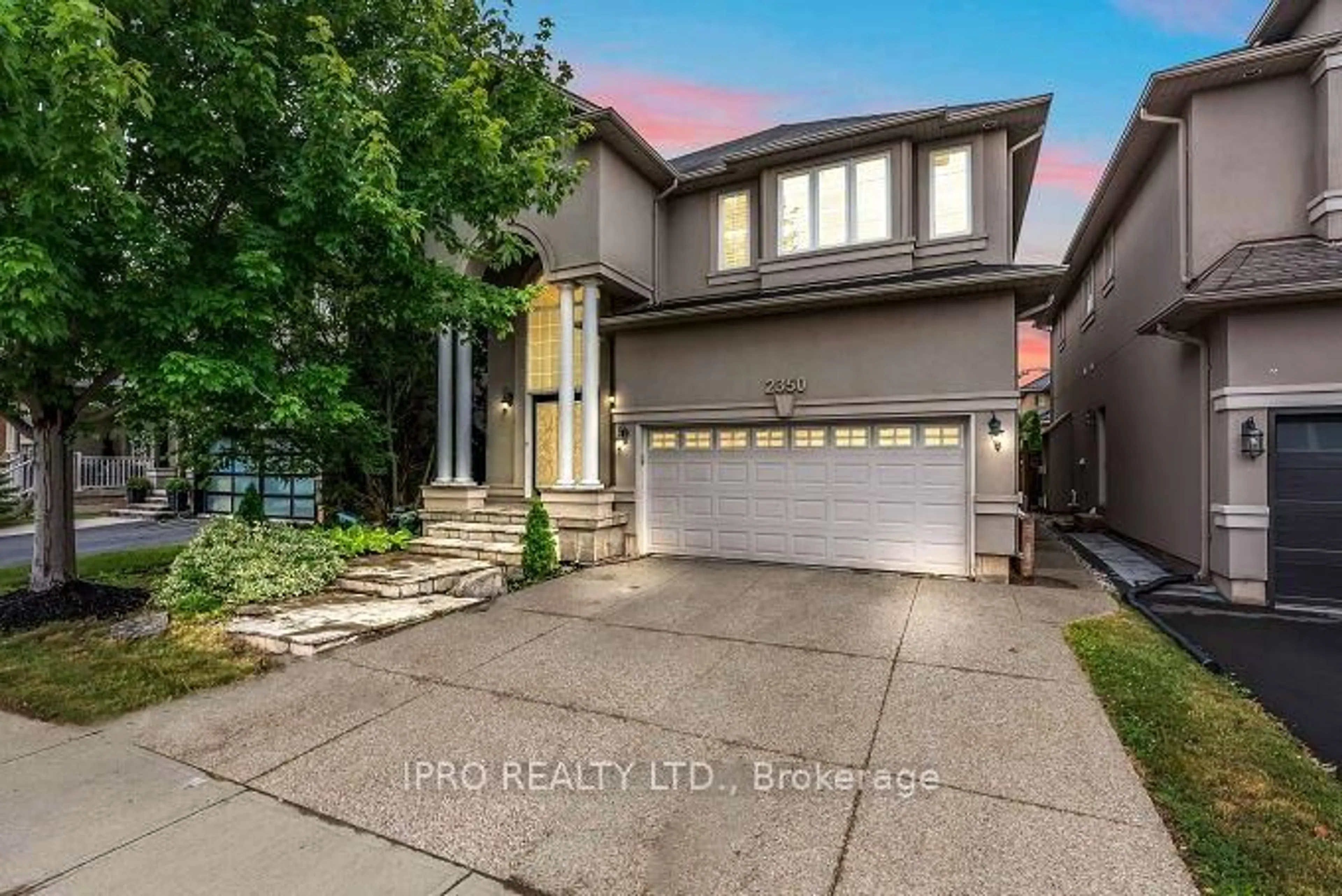 Home with brick exterior material, street for 2350 Kwinter Rd, Oakville Ontario L6M 0H3