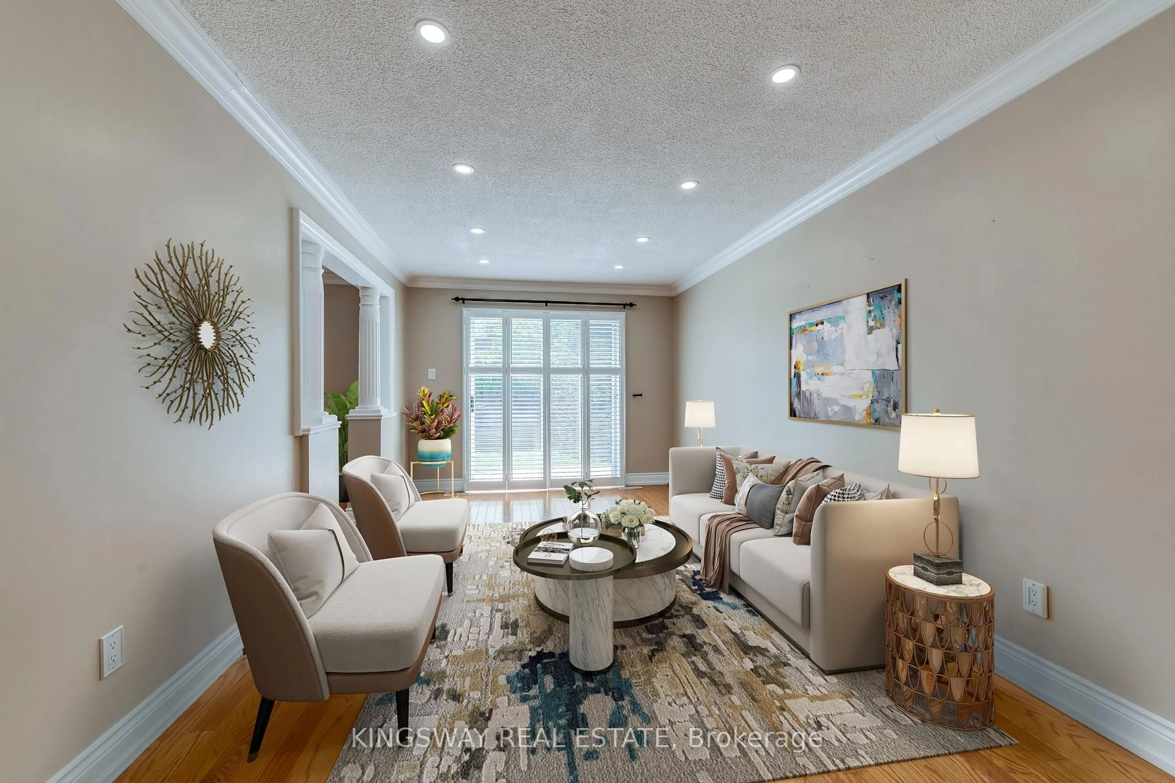 Living room with furniture, unknown for 5254 Astwell Ave, Mississauga Ontario L5R 3H8