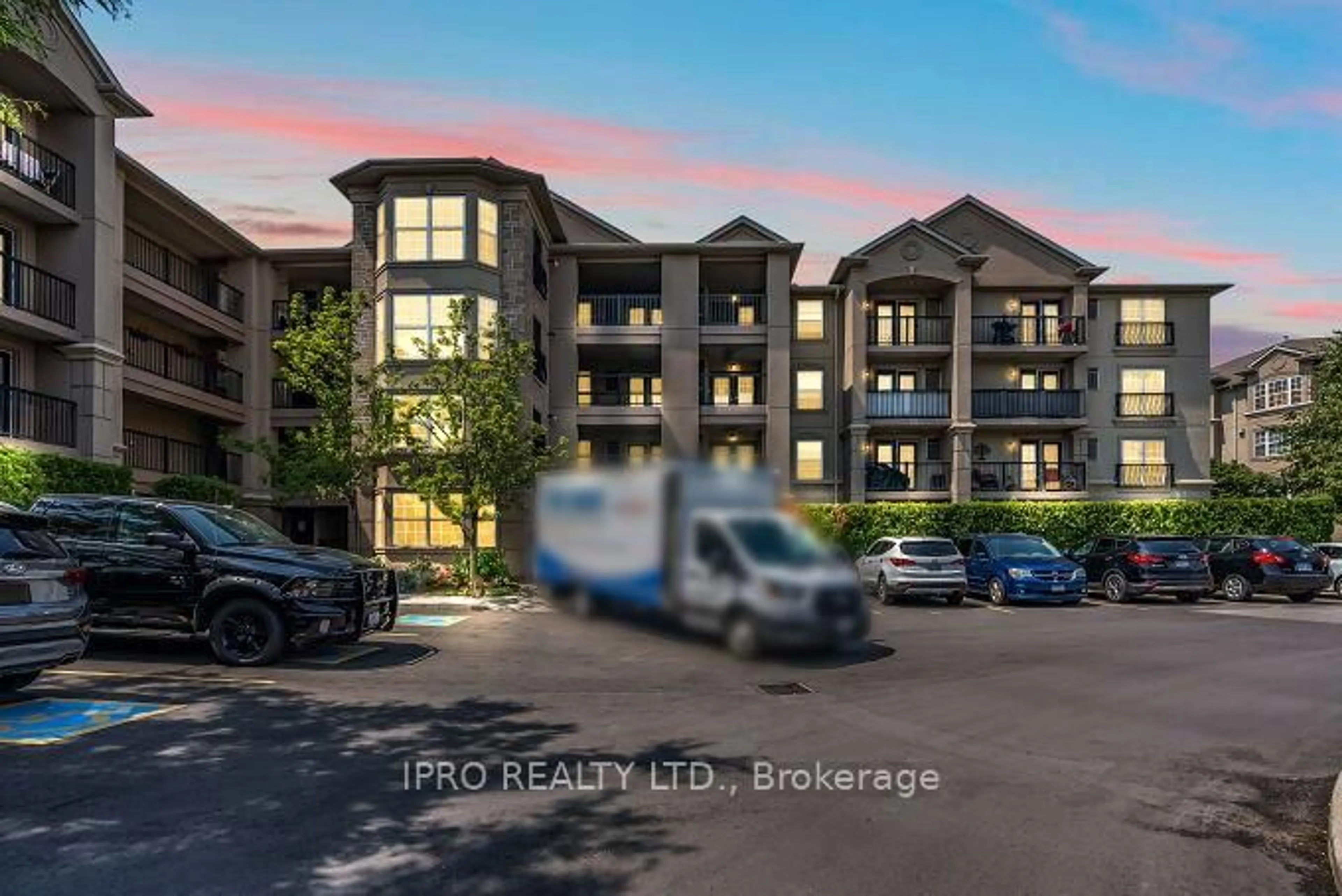 A pic from outside/outdoor area/front of a property/back of a property/a pic from drone, unknown for 2085 Appleby Line #314, Burlington Ontario L7L 7H4