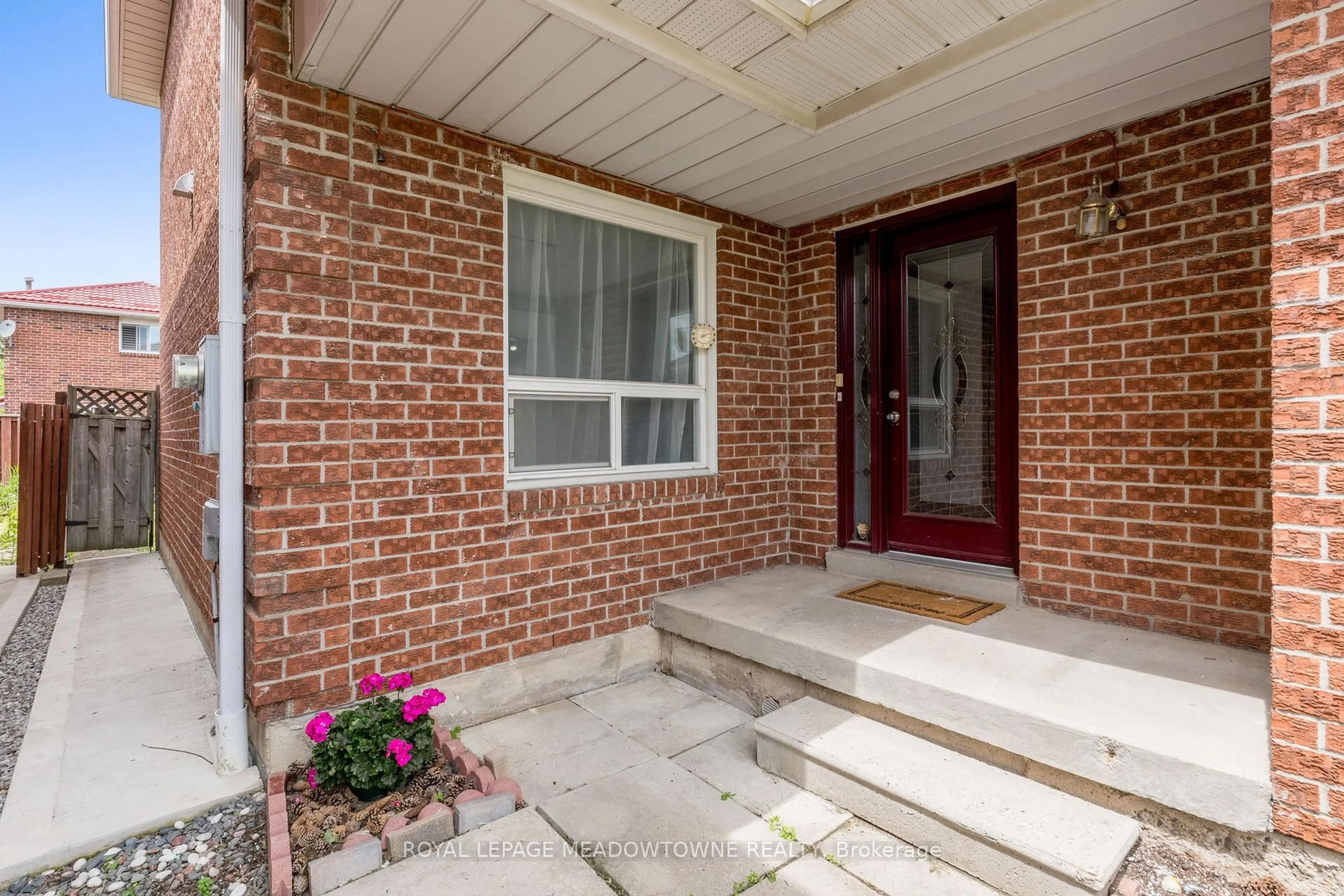 Unknown for 34 Metzak Dr, Brampton Ontario L6Z 4N3