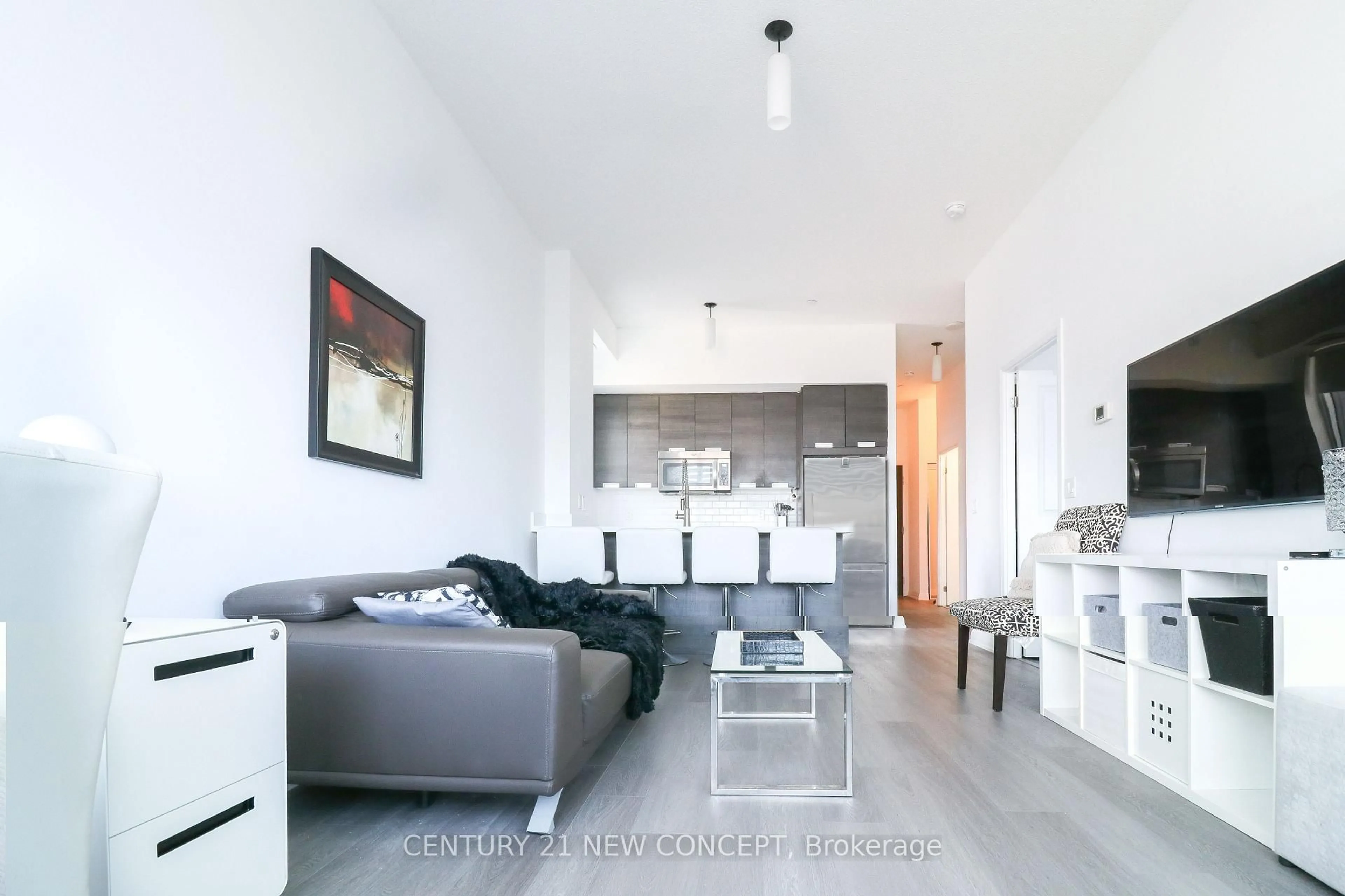 Living room with furniture, unknown for 55 Eglinton Ave #306, Mississauga Ontario L5R 0E4