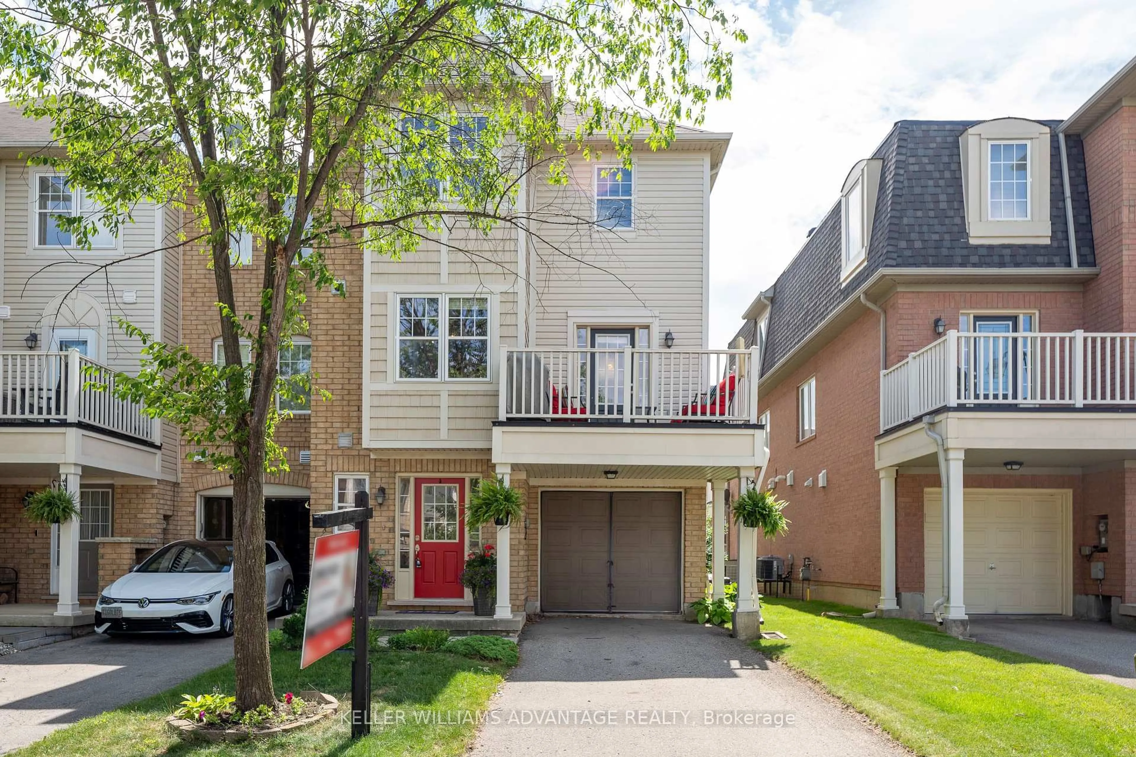 Home with brick exterior material, street for 942 Burgess Gdns, Milton Ontario L9T 0K6