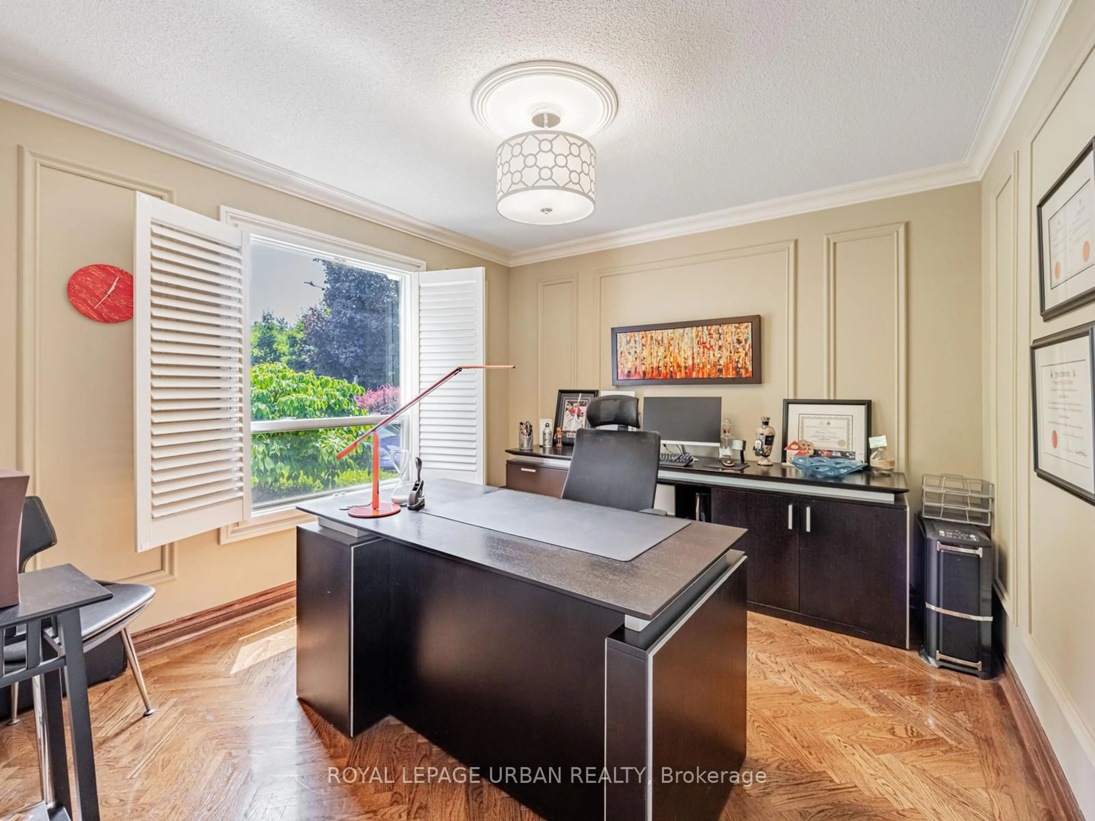 Unknown for 6127 Cheega Crt, Mississauga Ontario L5N 3Y9