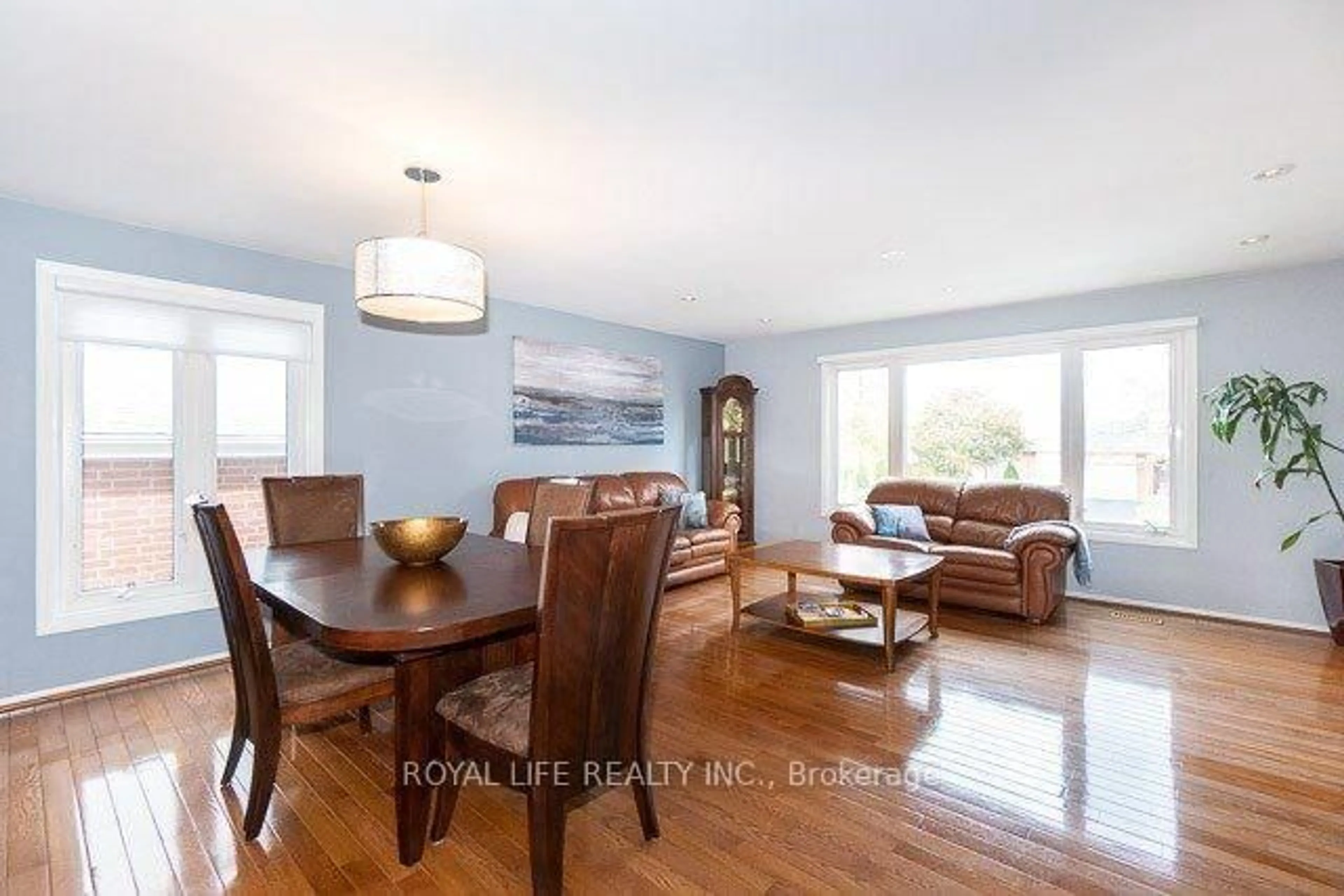 Unknown for 2947 Saint Malo Circ, Mississauga Ontario L5N 1S8