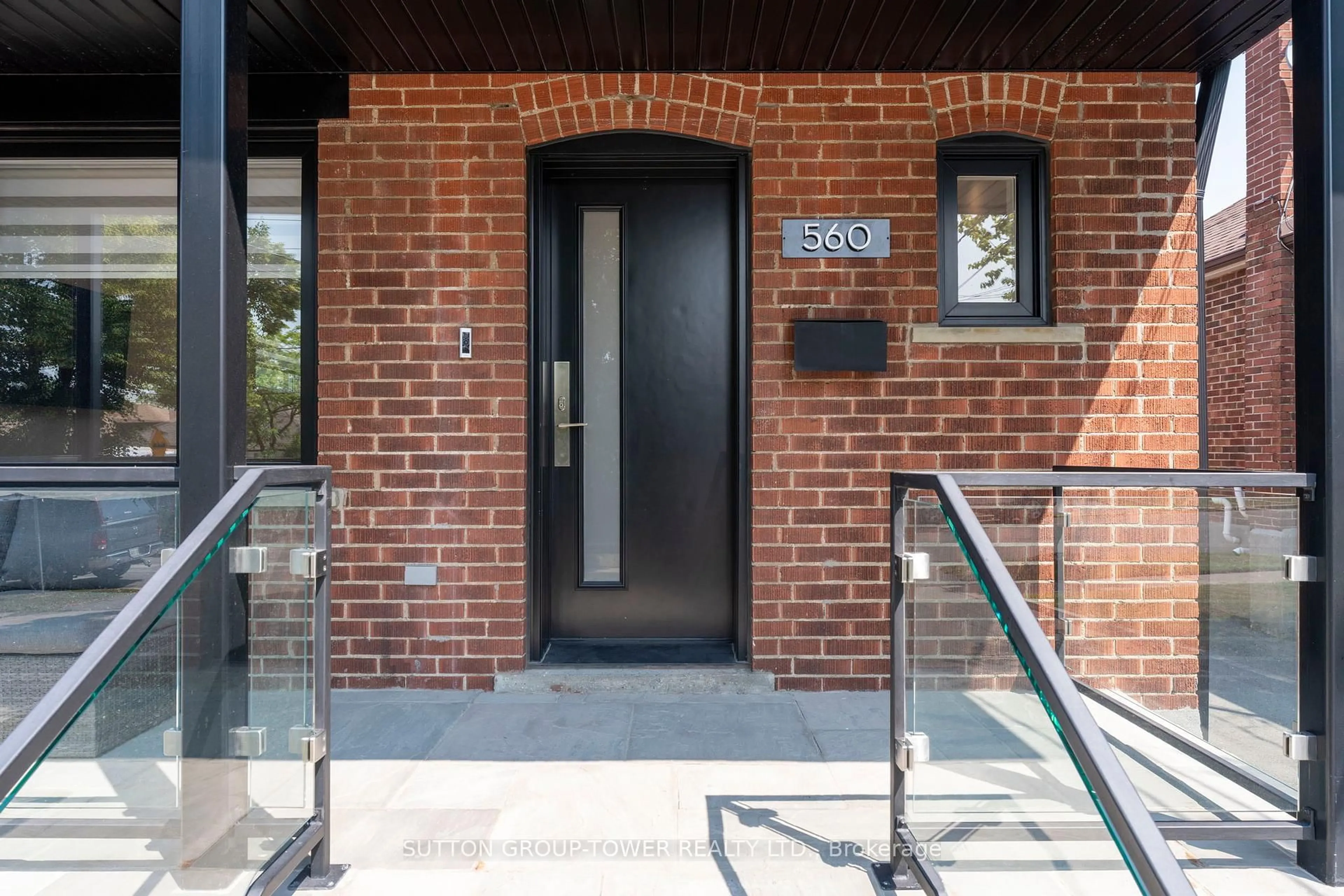 Unknown for 560 Glen Park Ave, Toronto Ontario M6B 2G5