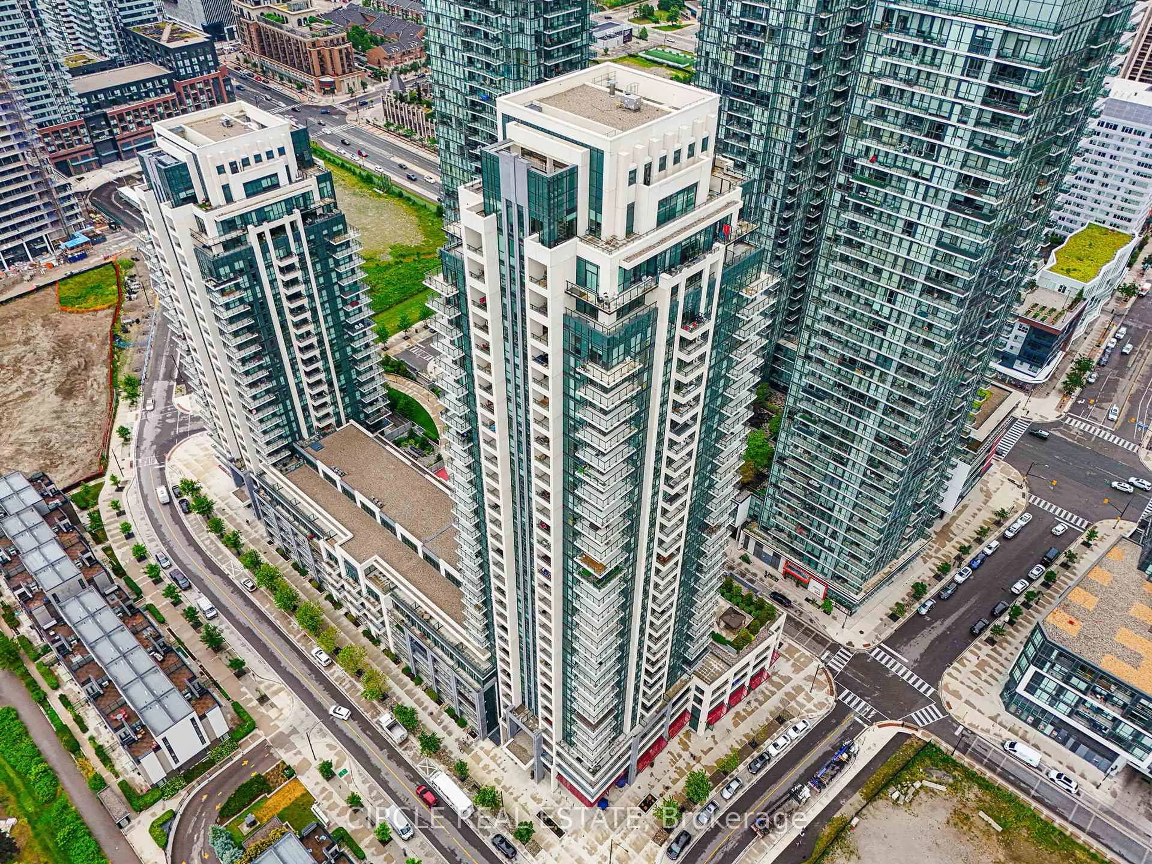 A pic from outside/outdoor area/front of a property/back of a property/a pic from drone, city buildings view from balcony for 4055 Parkside Village Dr #LPH 04, Mississauga Ontario L5B 0K2