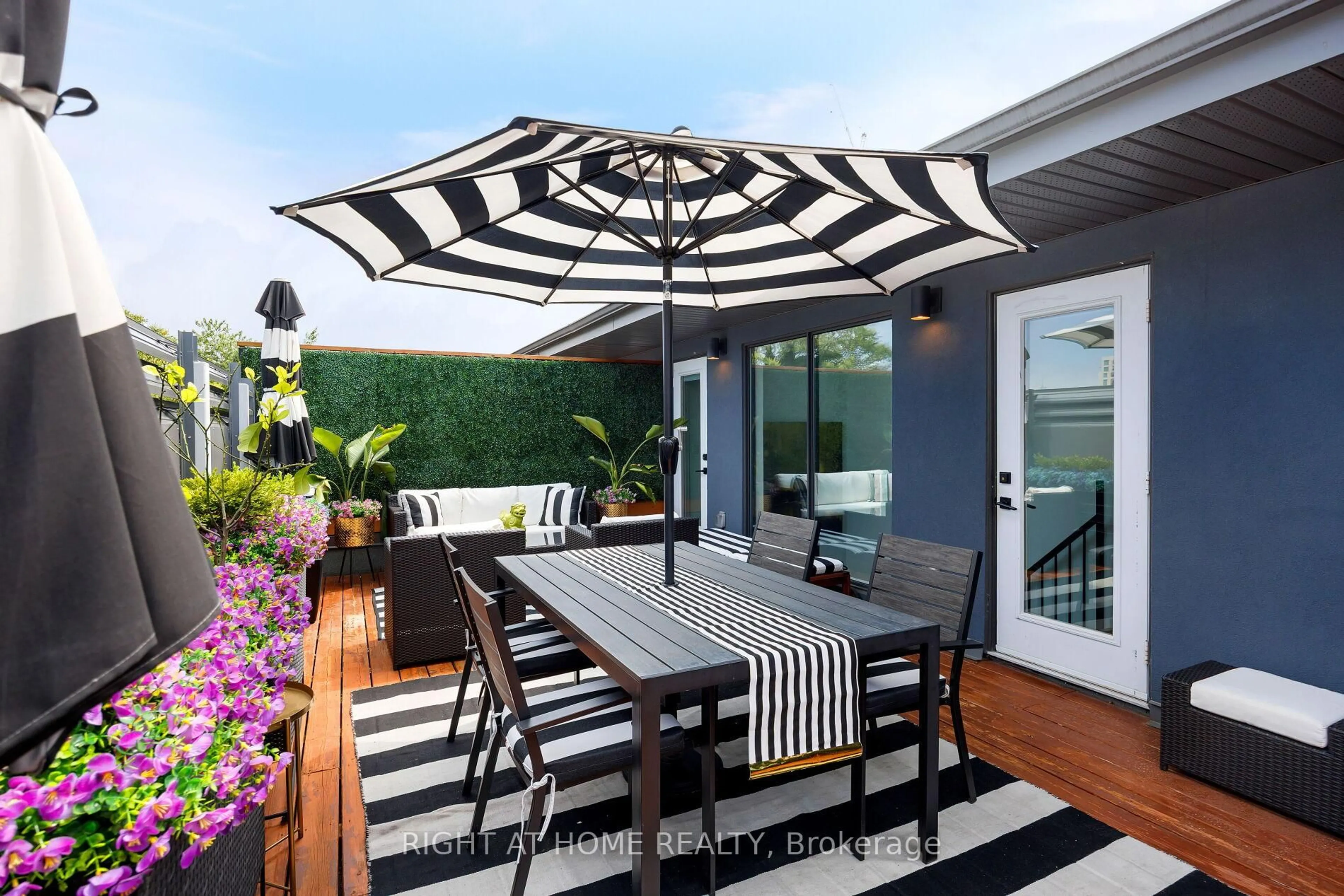 Patio, street for 50 Bartlett Ave #4, Toronto Ontario M6H 3E6