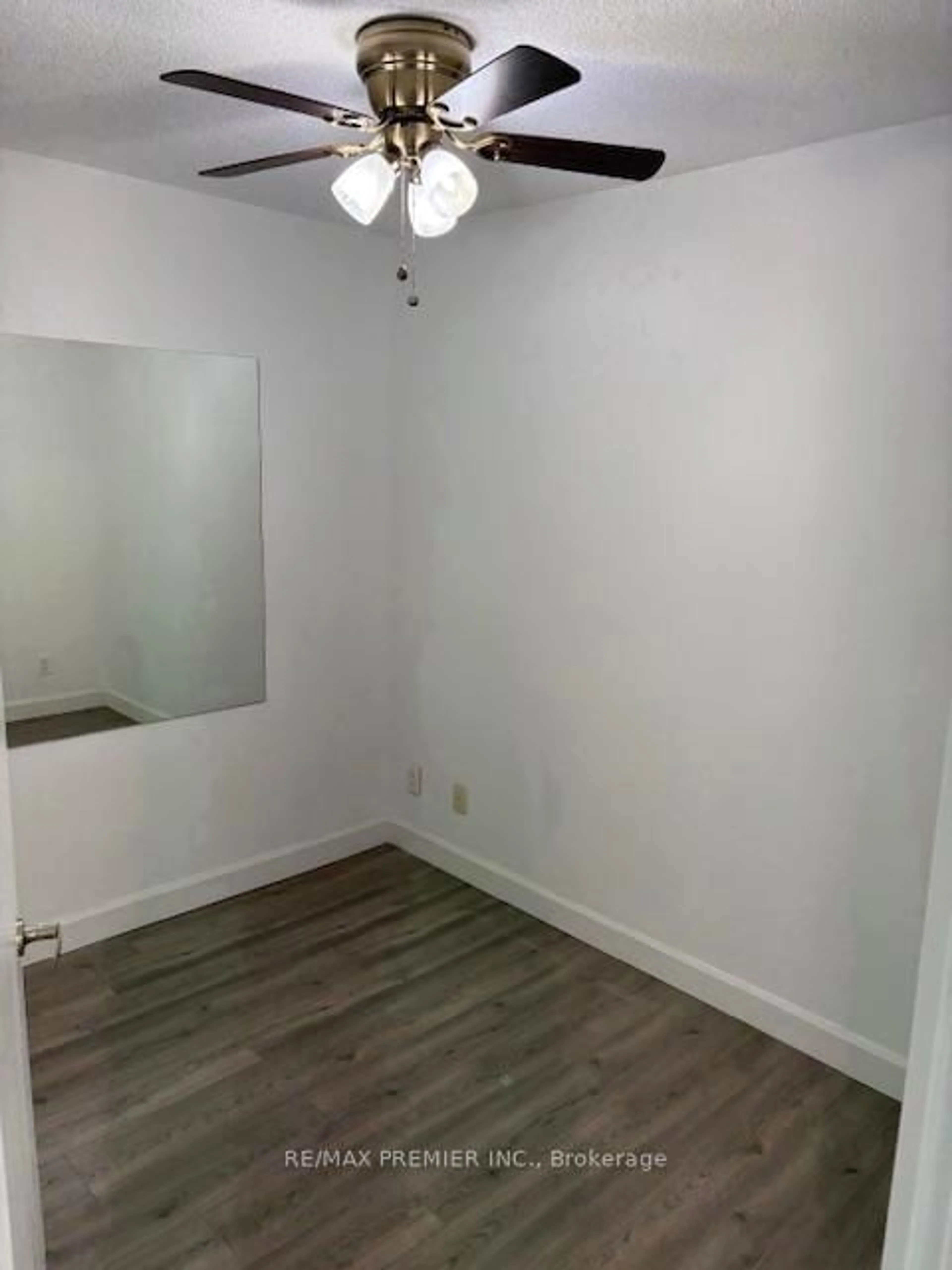 A pic of a room for 2464 Weston Rd #212, Toronto Ontario M9N 0A2