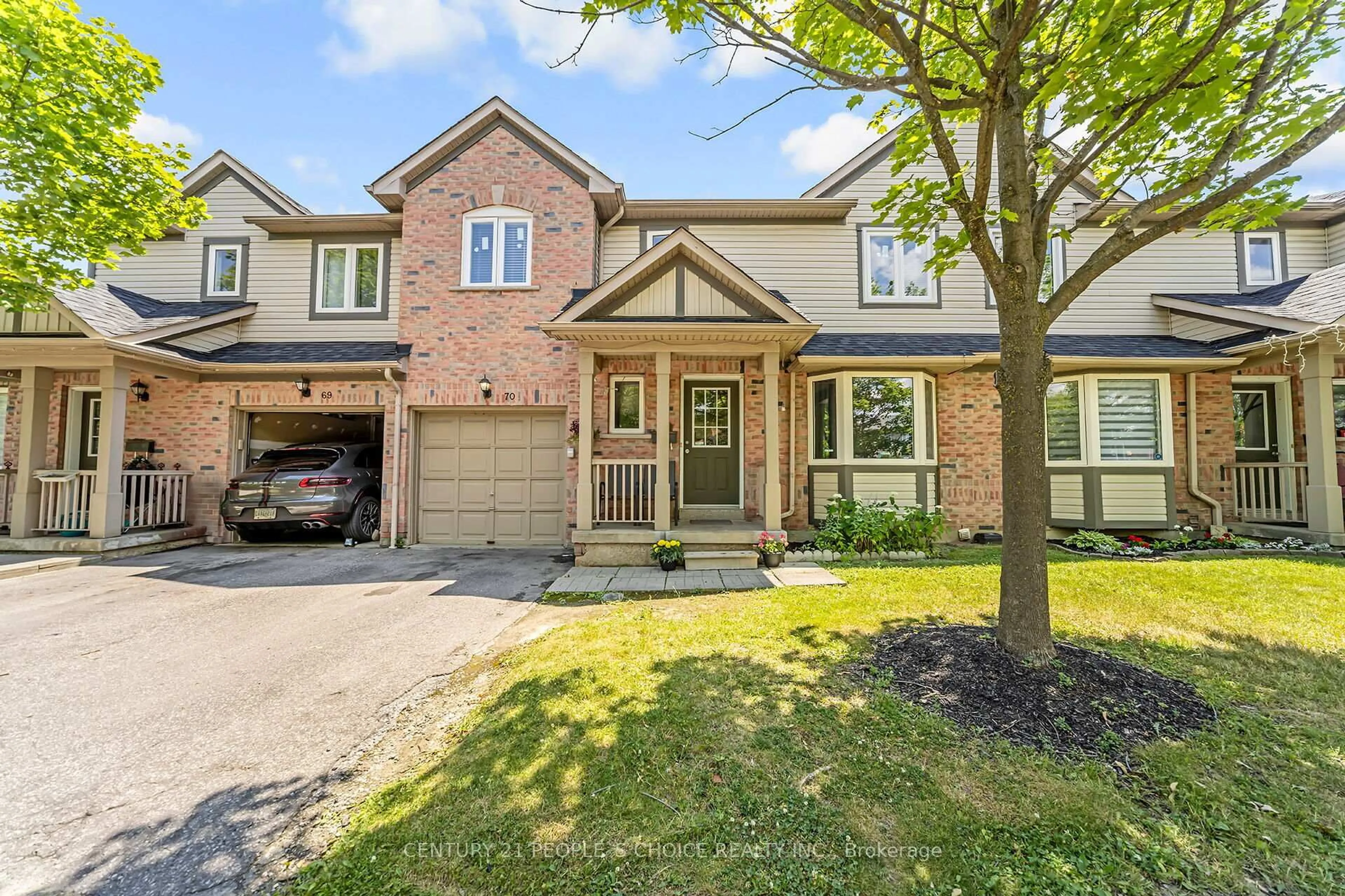 Home with brick exterior material, street for 5255 Guildwood Way #70, Mississauga Ontario L5R 4A8
